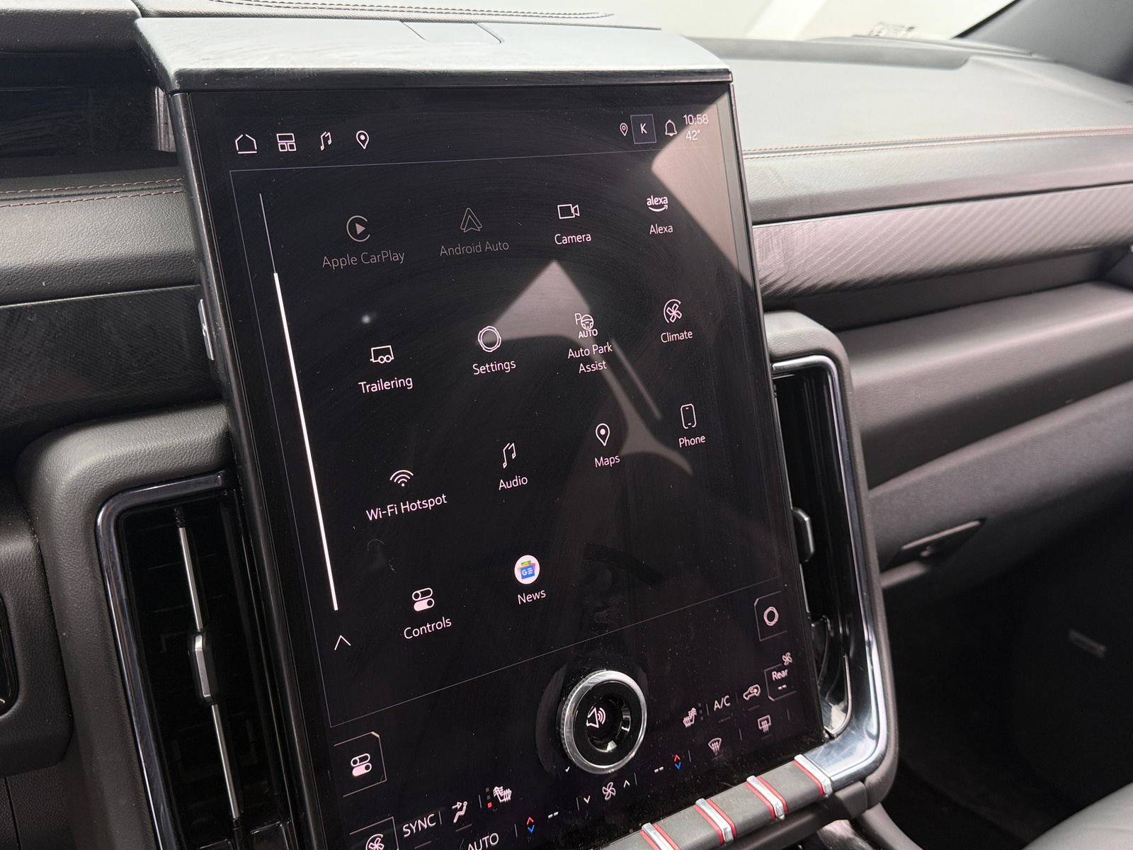 Thumbnail: 2025 GMC Yukon - 3