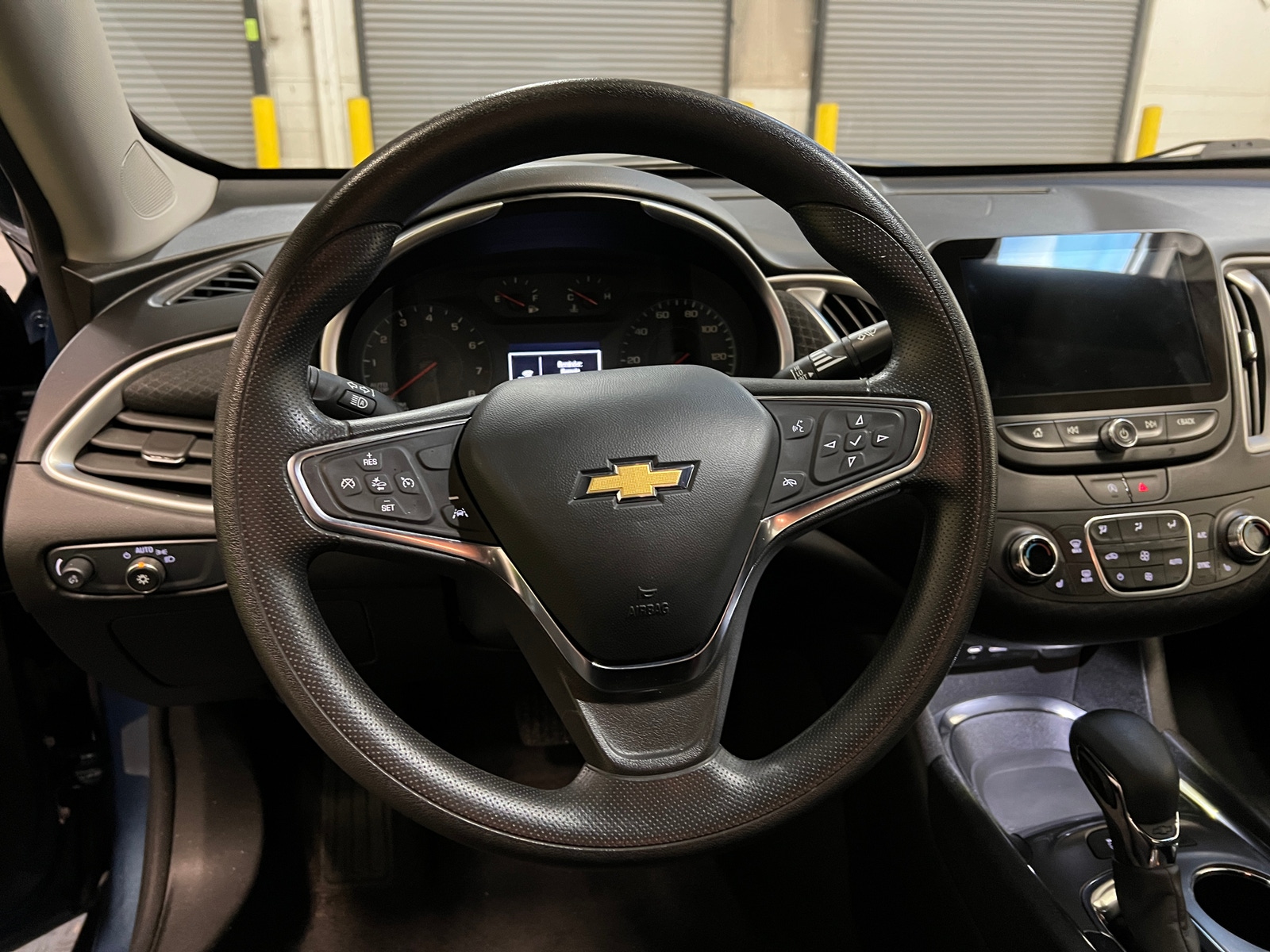 Thumbnail: 2024 Chevrolet Malibu - 5