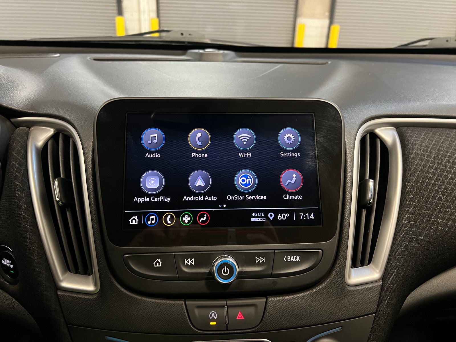 Thumbnail: 2024 Chevrolet Malibu - 4