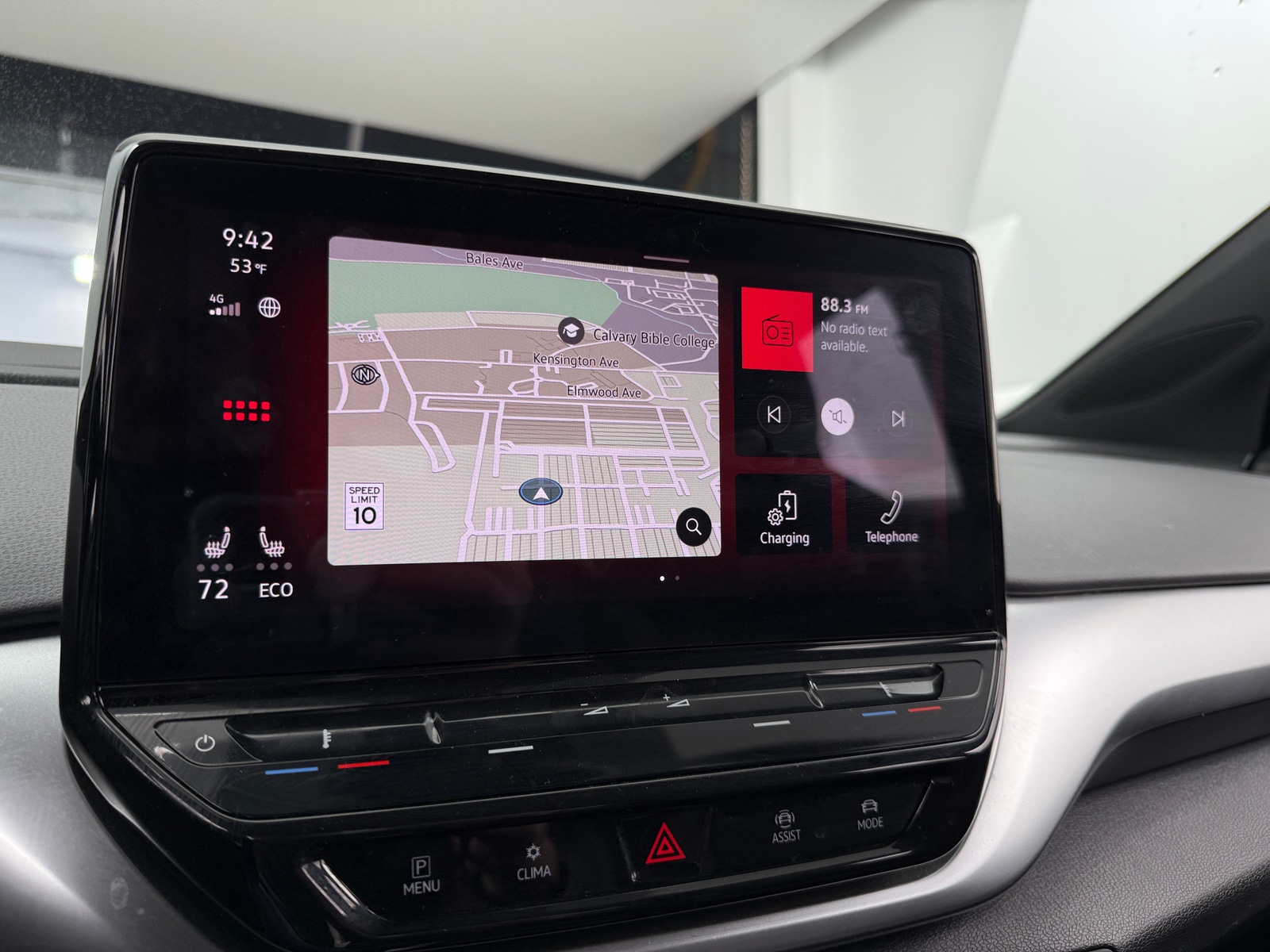 Thumbnail: 2022 Volkswagen ID.4 - 4