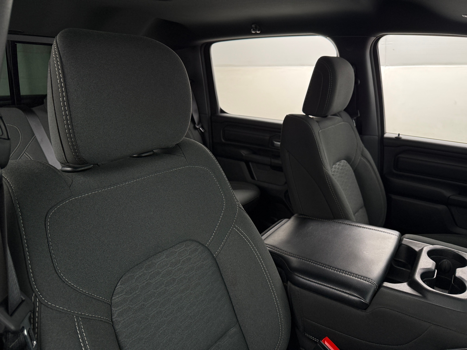 Thumbnail: 2025 RAM 1500 - 2