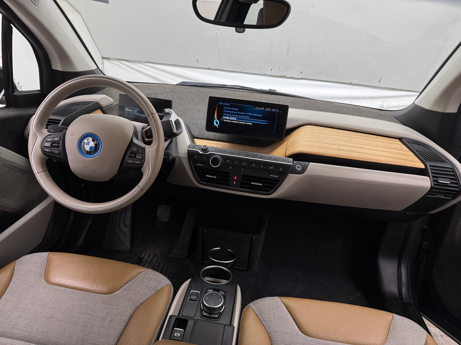 Thumbnail: 2015 BMW i3 - 3