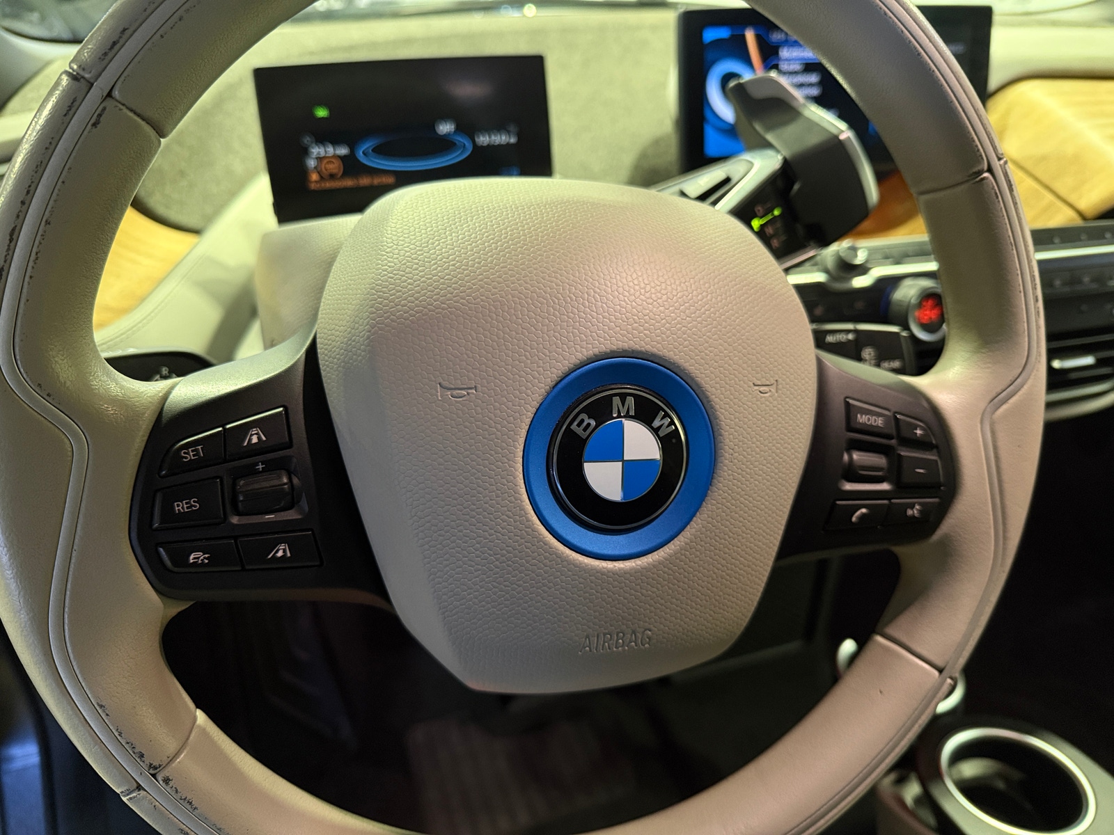 Thumbnail: 2015 BMW i3 - 5