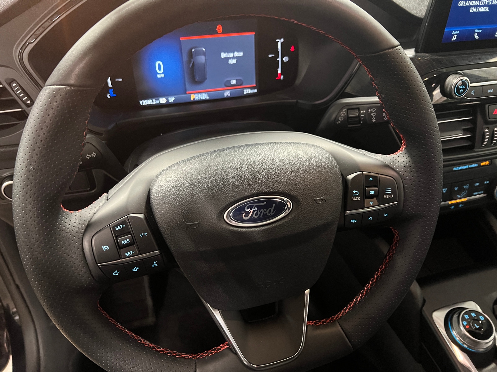 Thumbnail: 2025 Ford Escape - 4