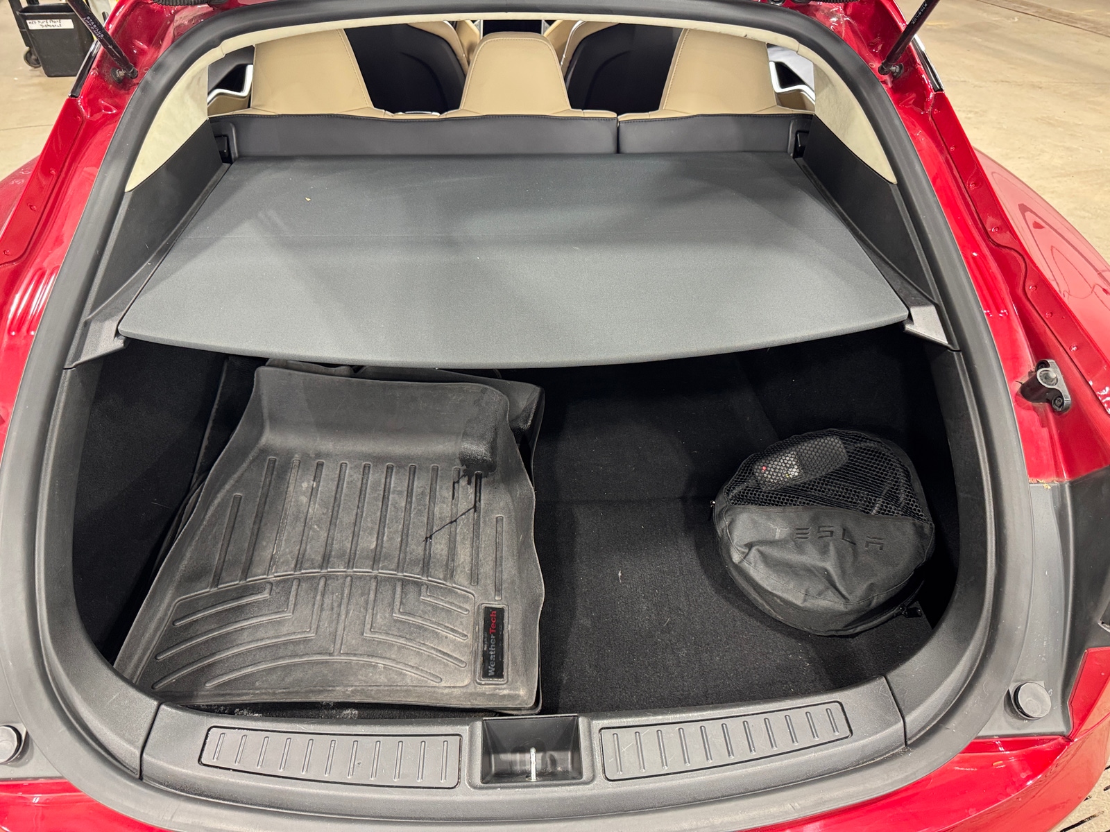 Thumbnail: 2016 Tesla Model S - 6