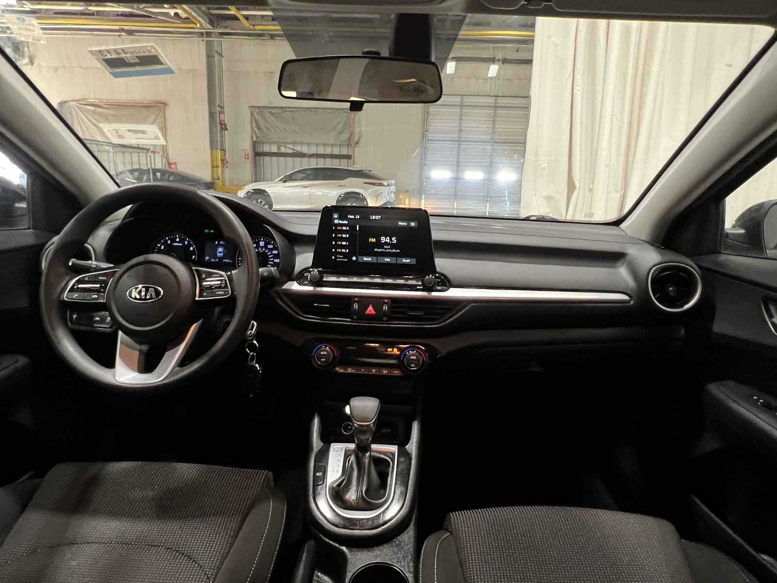 Thumbnail: 2019 Kia Forte - 3