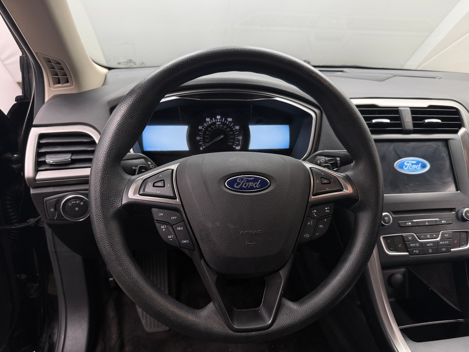 Thumbnail: 2017 Ford Fusion - 5