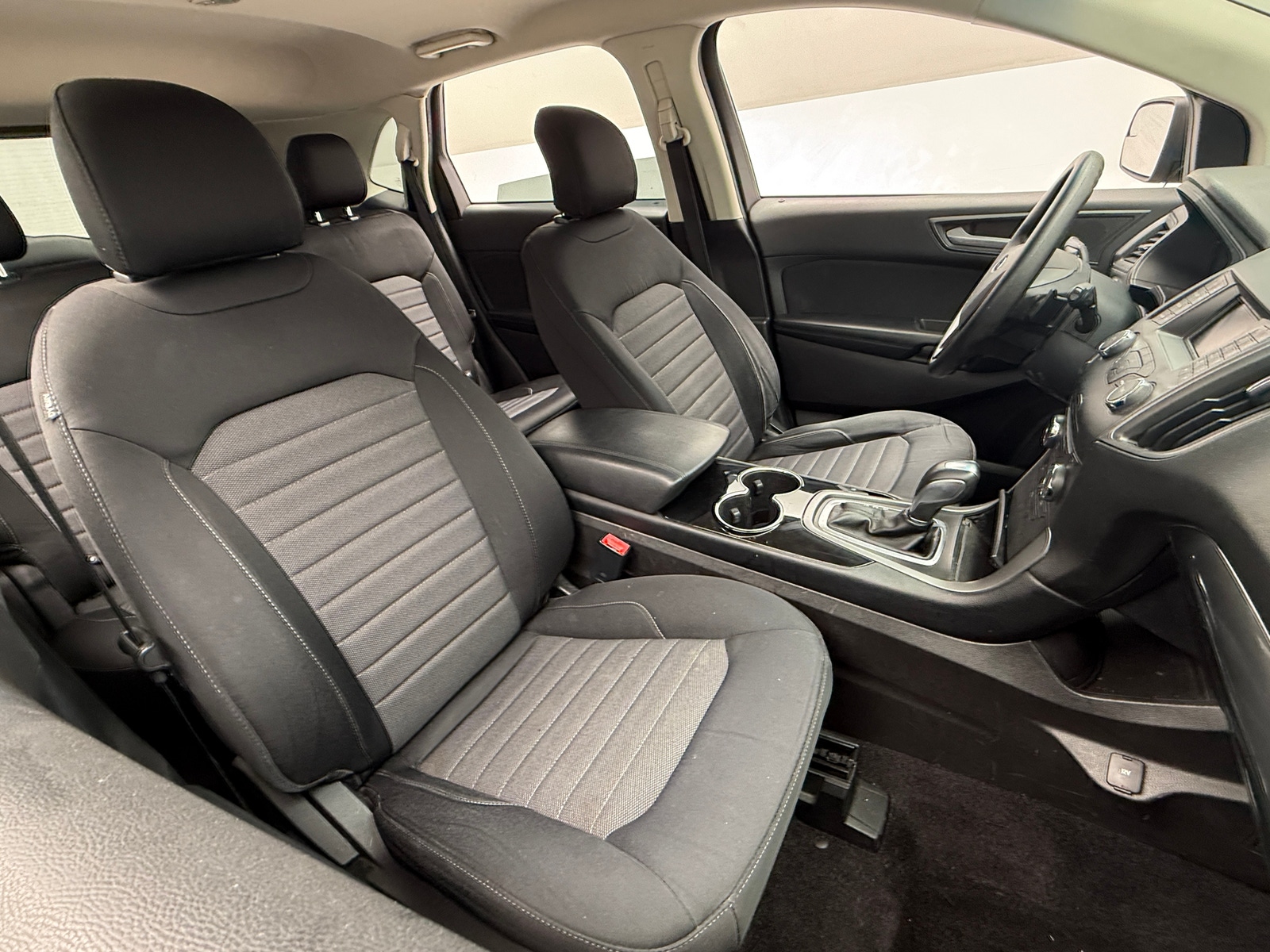 Thumbnail: 2015 Ford Edge - 2