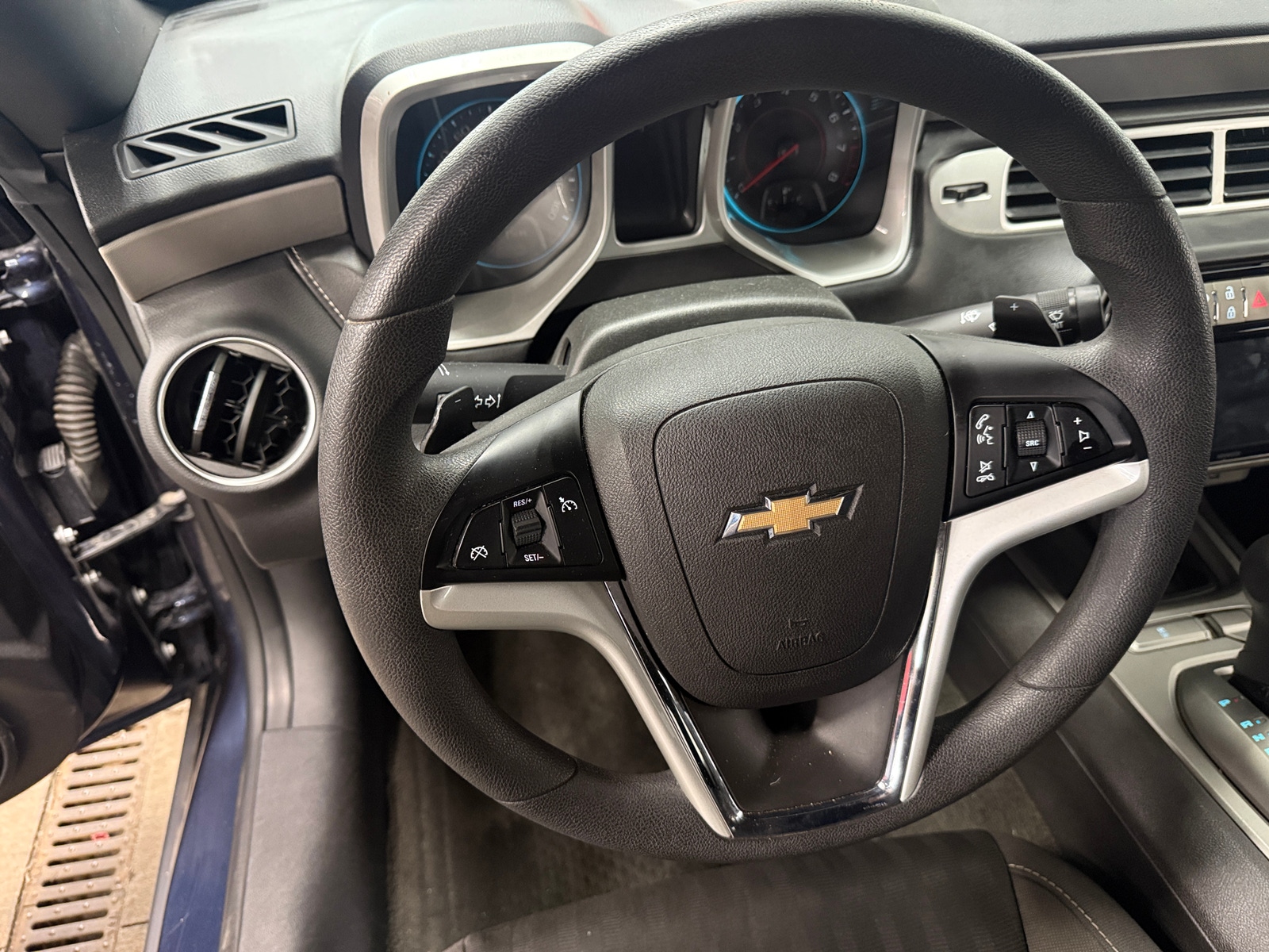 Thumbnail: 2015 Chevrolet Camaro - 4