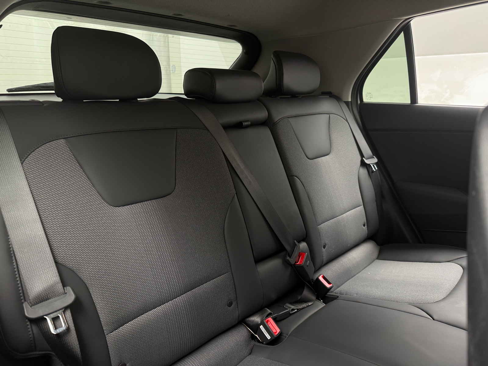 Thumbnail: 2024 Kia Niro - 6