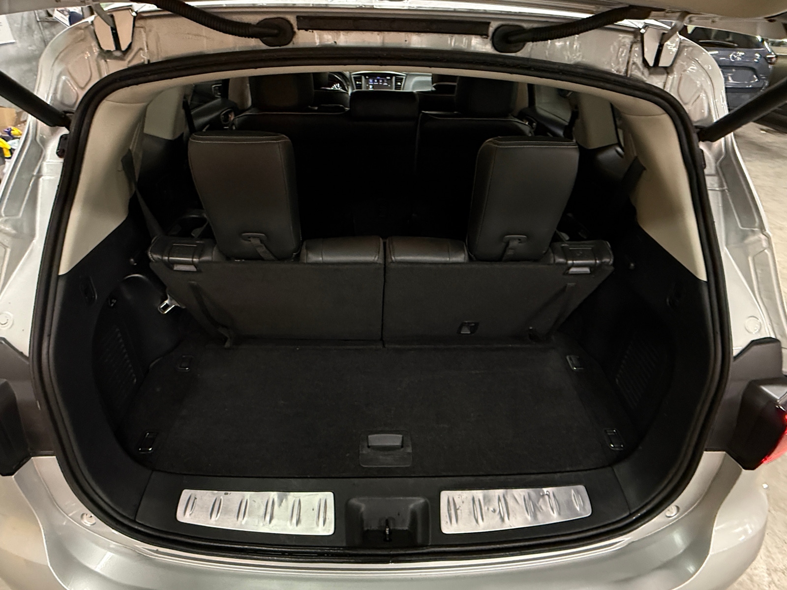 Thumbnail: 2020 INFINITI QX60 - 6