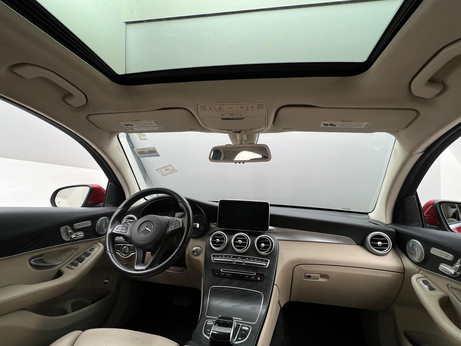 Thumbnail: 2017 Mercedes-Benz GLC - 2