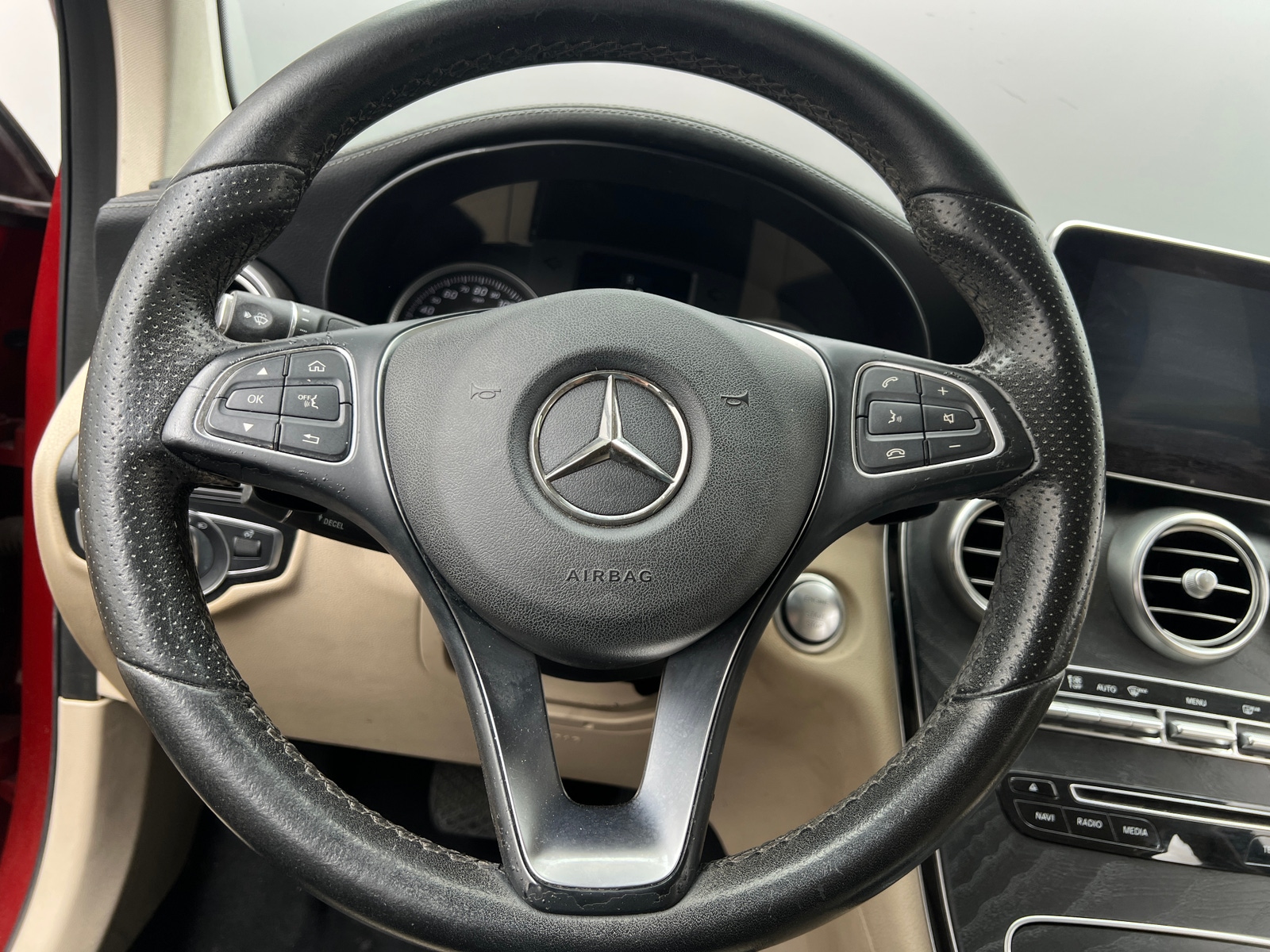 Thumbnail: 2017 Mercedes-Benz GLC - 4