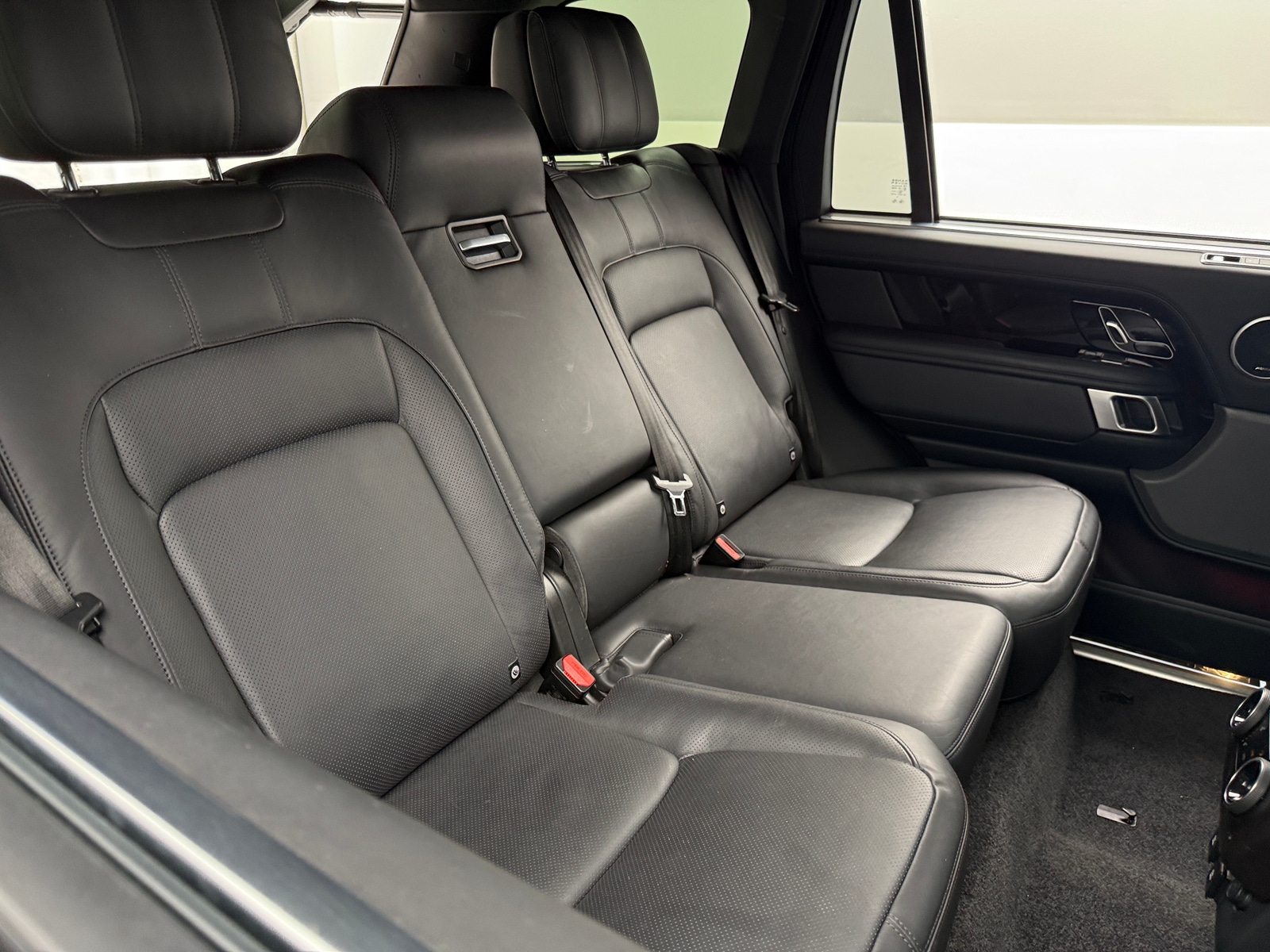 Thumbnail: 2020 Land Rover Range Rover - 5