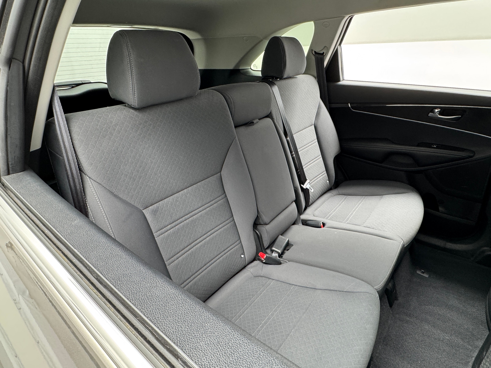 Thumbnail: 2016 Kia Sorento - 6