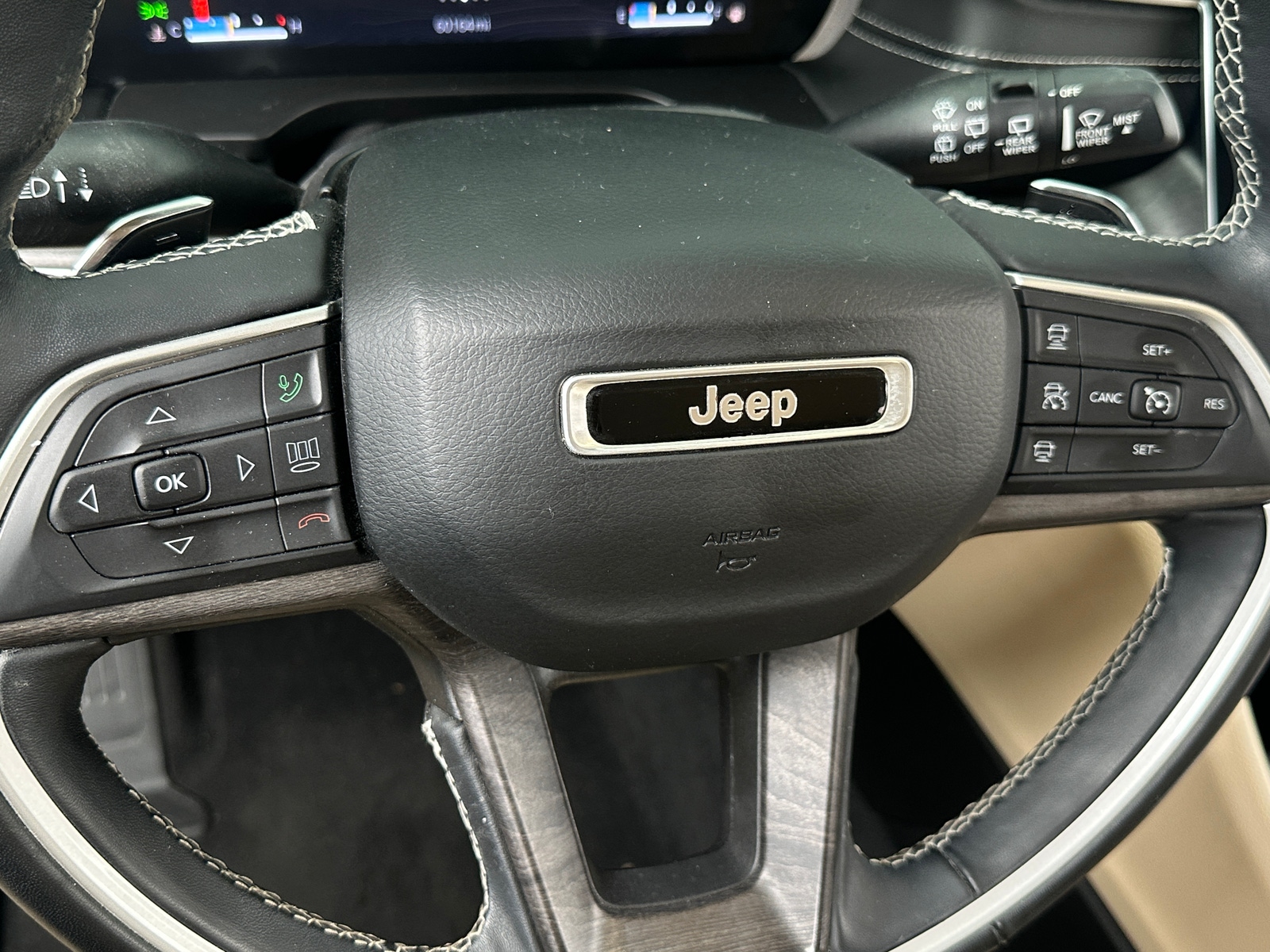 Thumbnail: 2021 Jeep Grand Cherokee L - 4