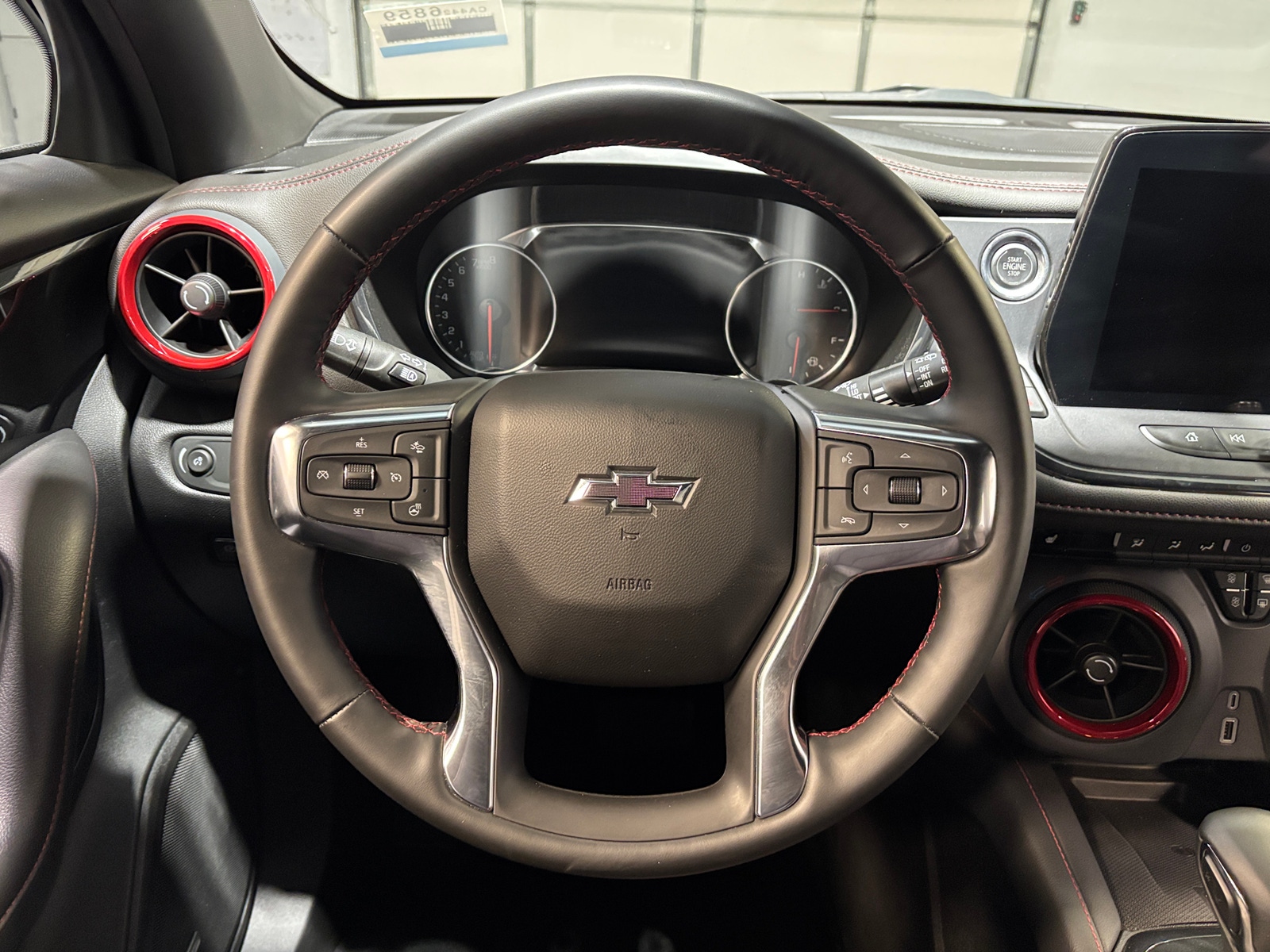 Thumbnail: 2025 Chevrolet Blazer - 4