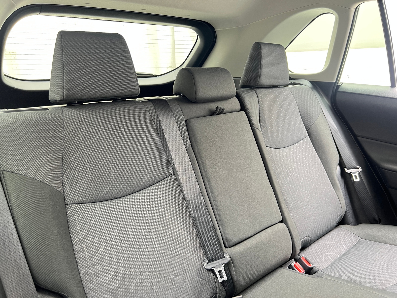 Thumbnail: 2025 Toyota RAV4 - 6