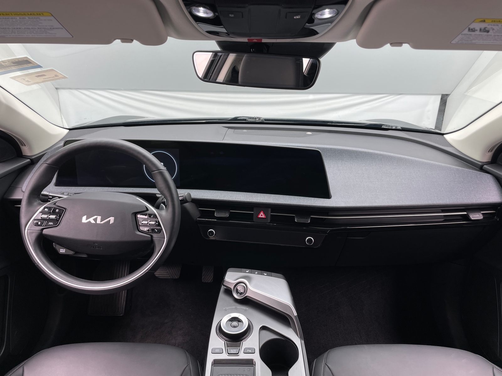 Thumbnail: 2024 Kia EV6 - 3