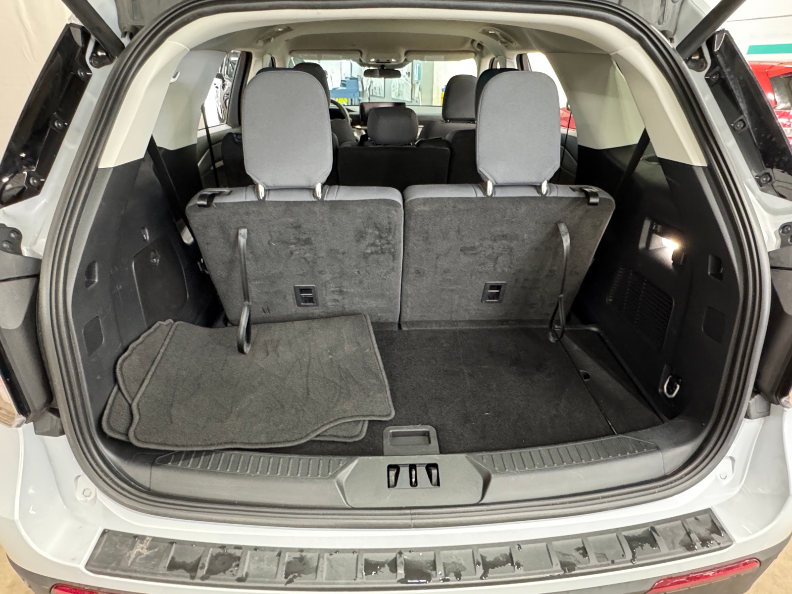 Thumbnail: 2025 Ford Explorer - 7