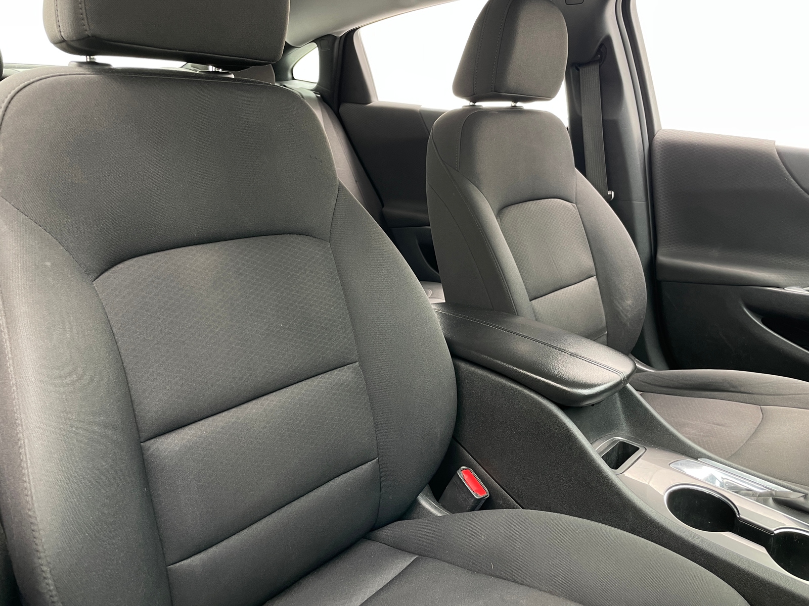 Thumbnail: 2021 Chevrolet Malibu - 2