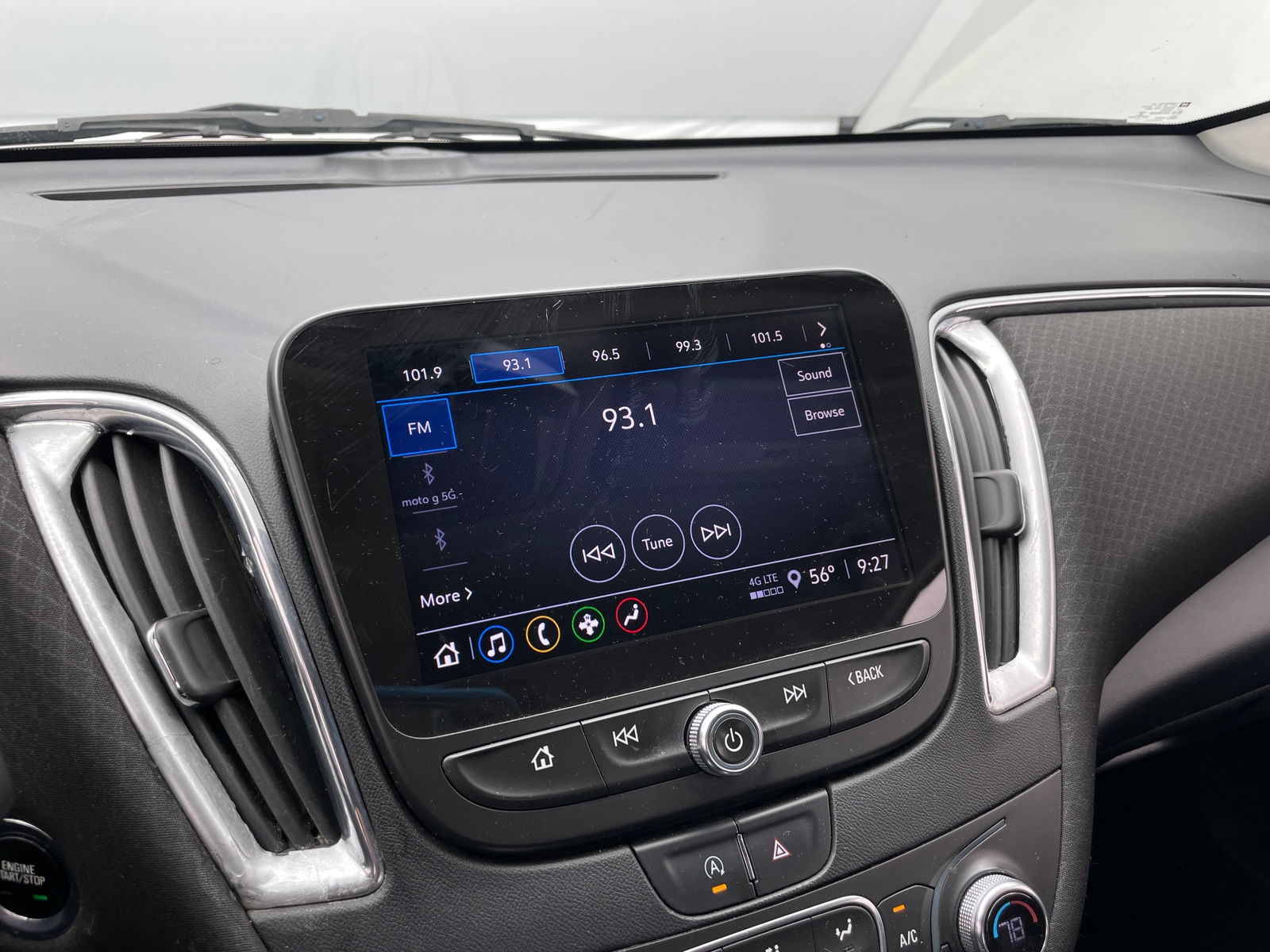 Thumbnail: 2021 Chevrolet Malibu - 4