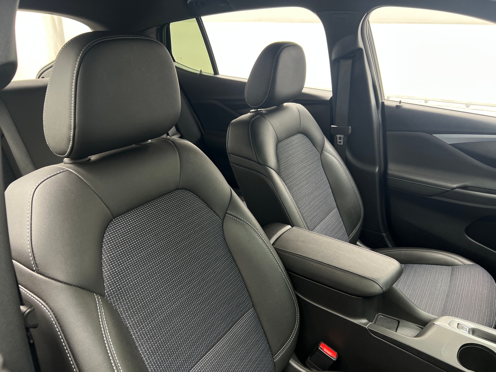 Thumbnail: 2025 Buick Envista - 2