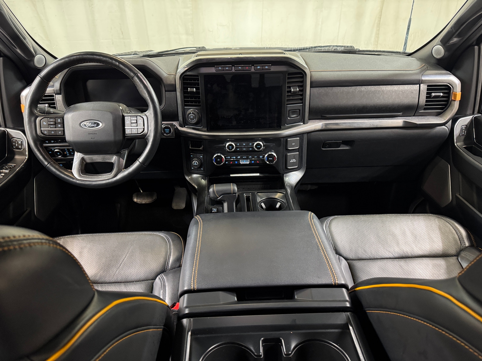 Thumbnail: 2023 Ford Econoline - 3