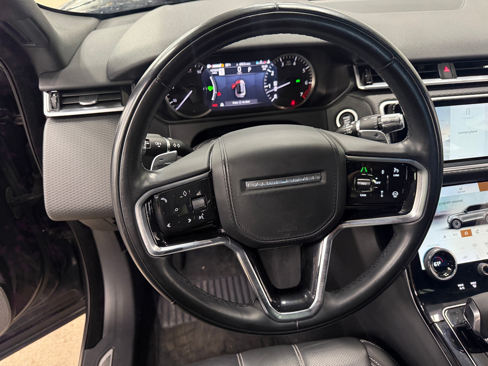 Thumbnail: 2021 Land Rover Range Rover Velar - 4