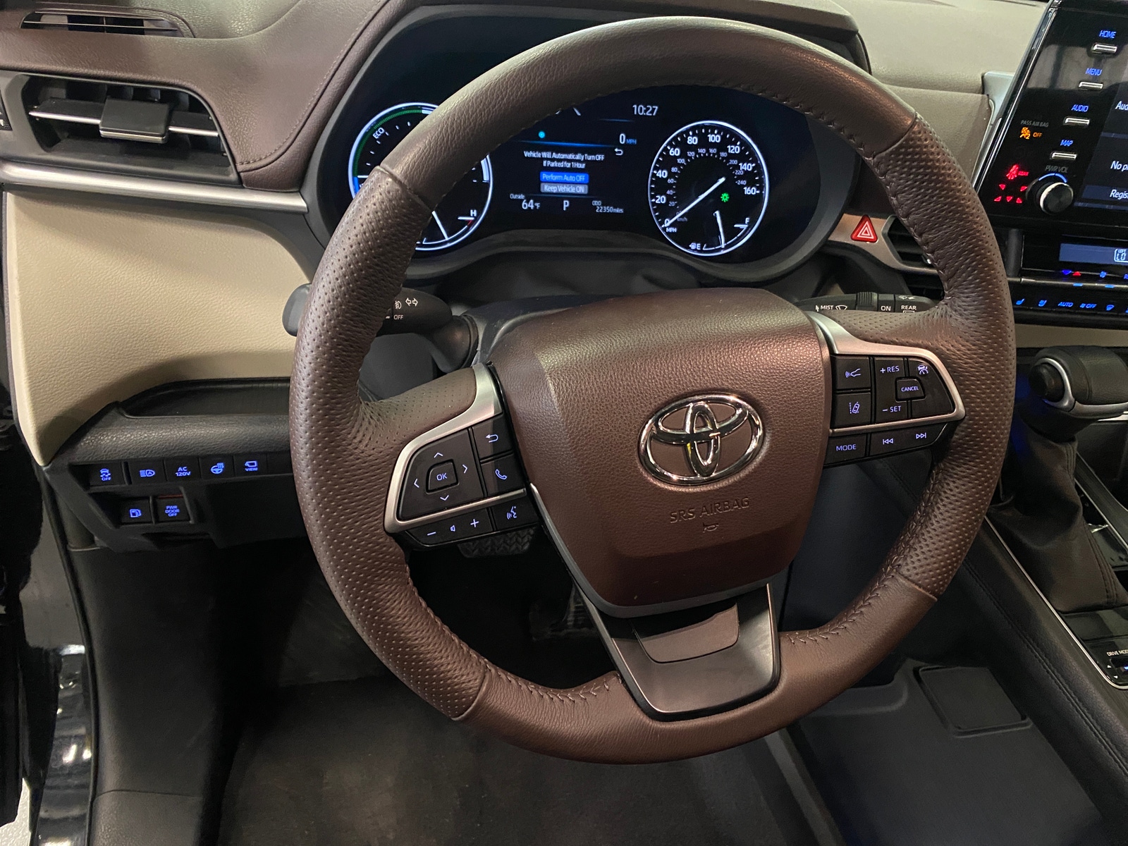 Thumbnail: 2023 Toyota Sienna - 4