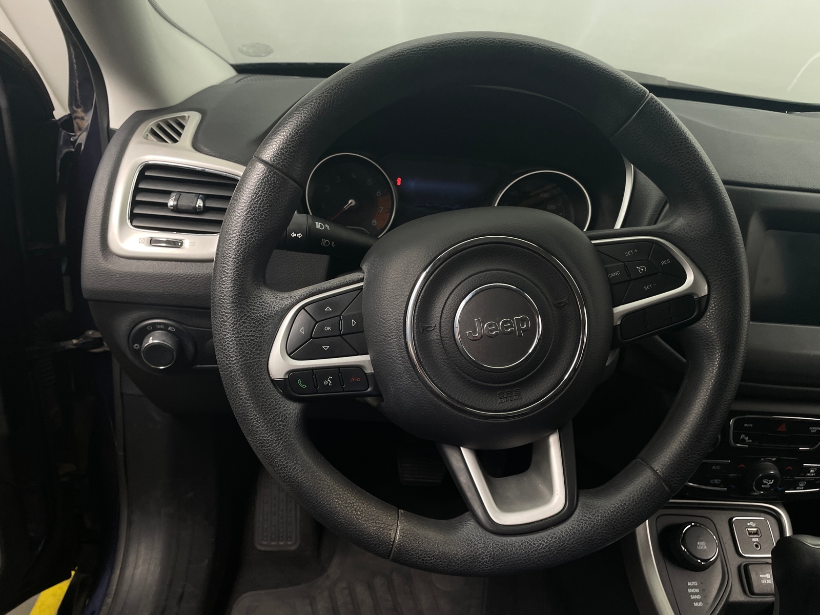 Thumbnail: 2018 Jeep Compass - 5