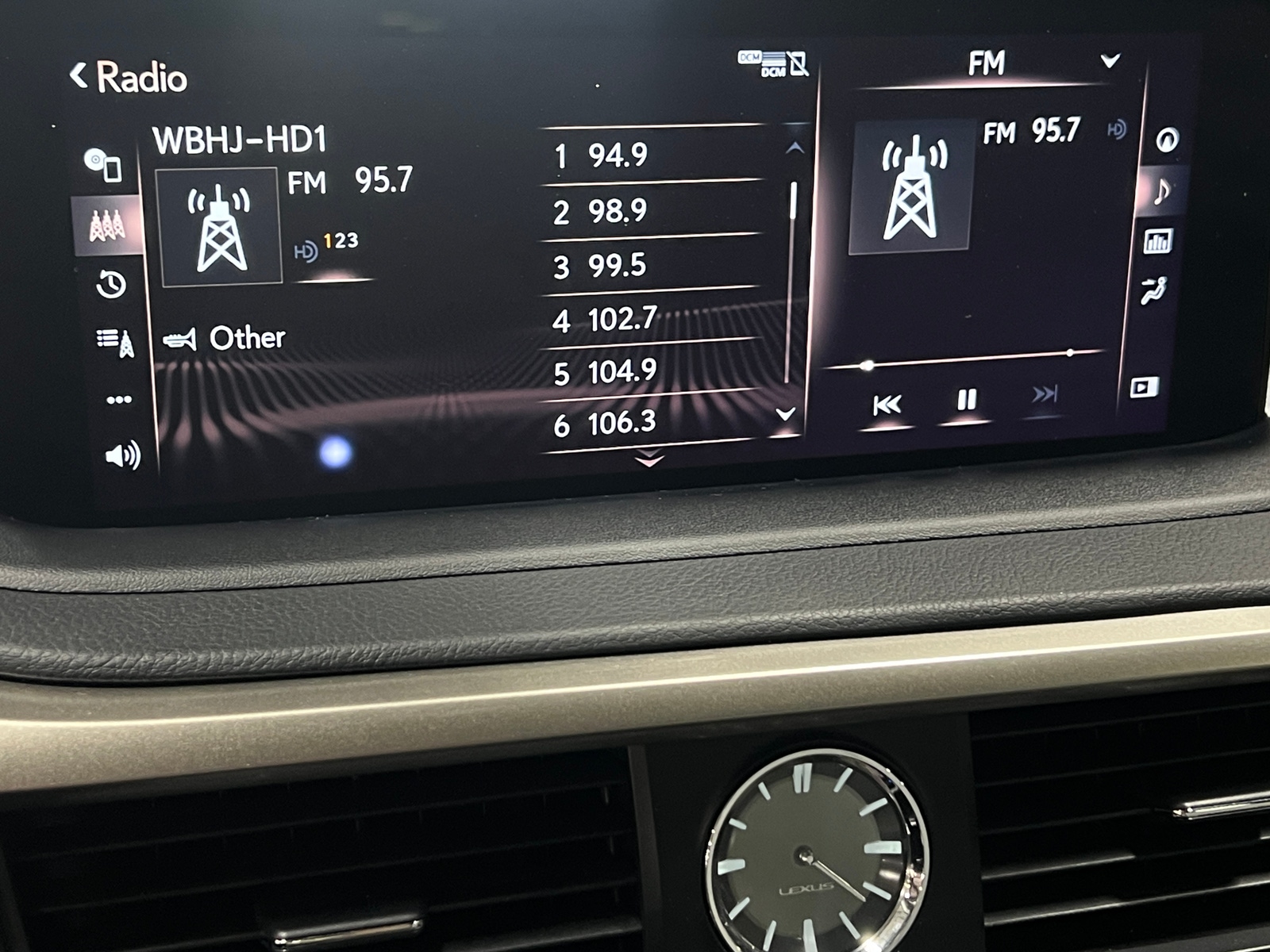 Thumbnail: 2020 Lexus RX - 3