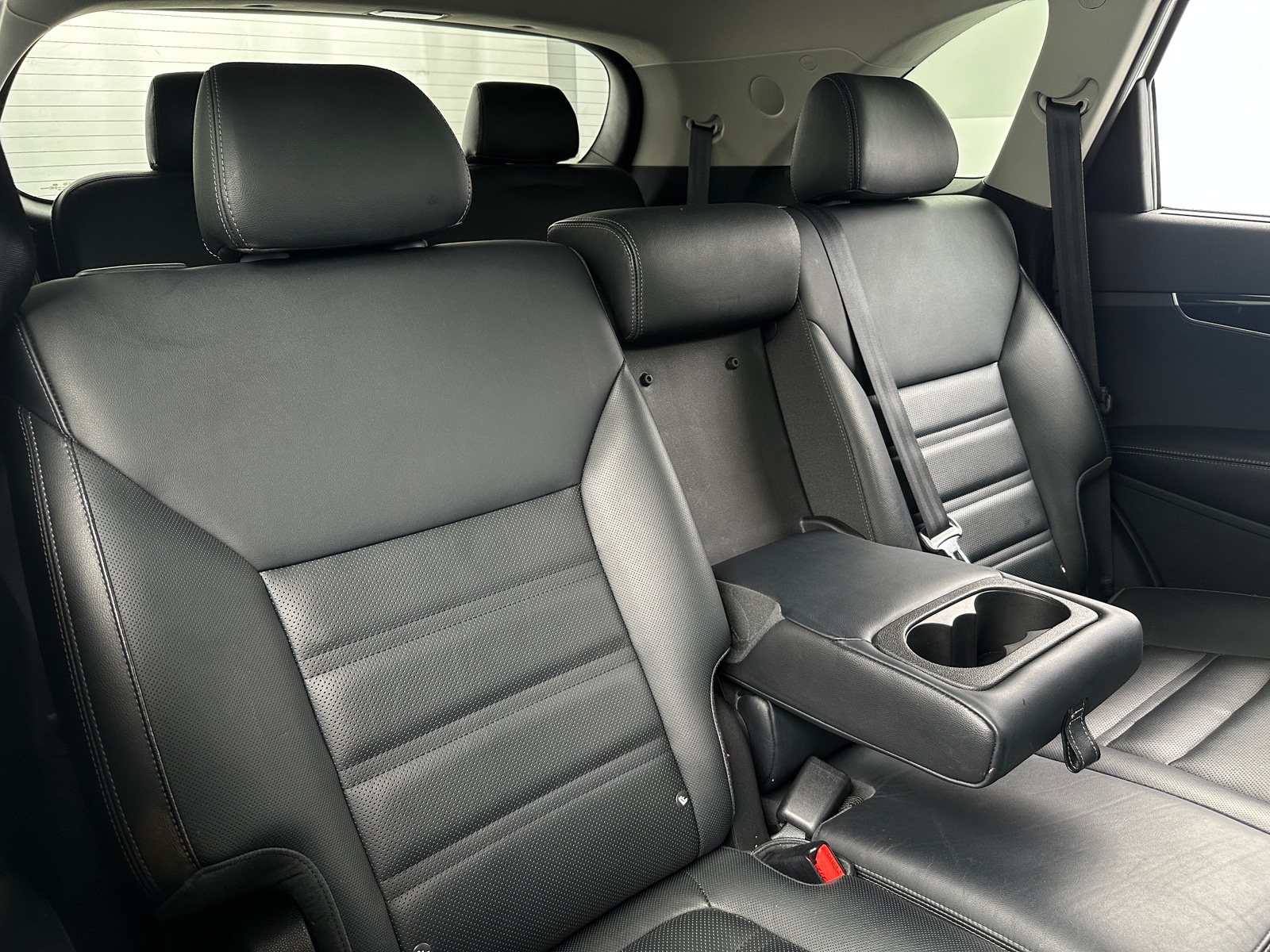 Thumbnail: 2016 Kia Sorento - 5