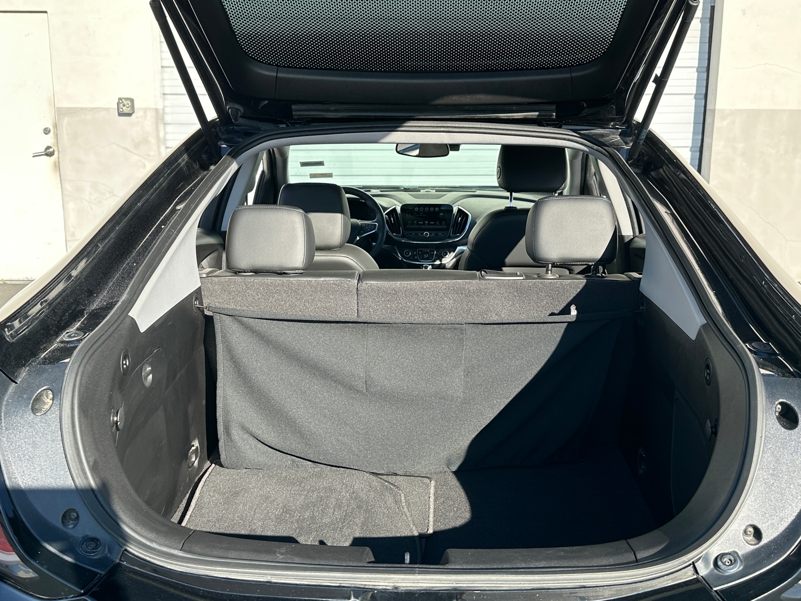 Thumbnail: 2017 Chevrolet Volt - 6