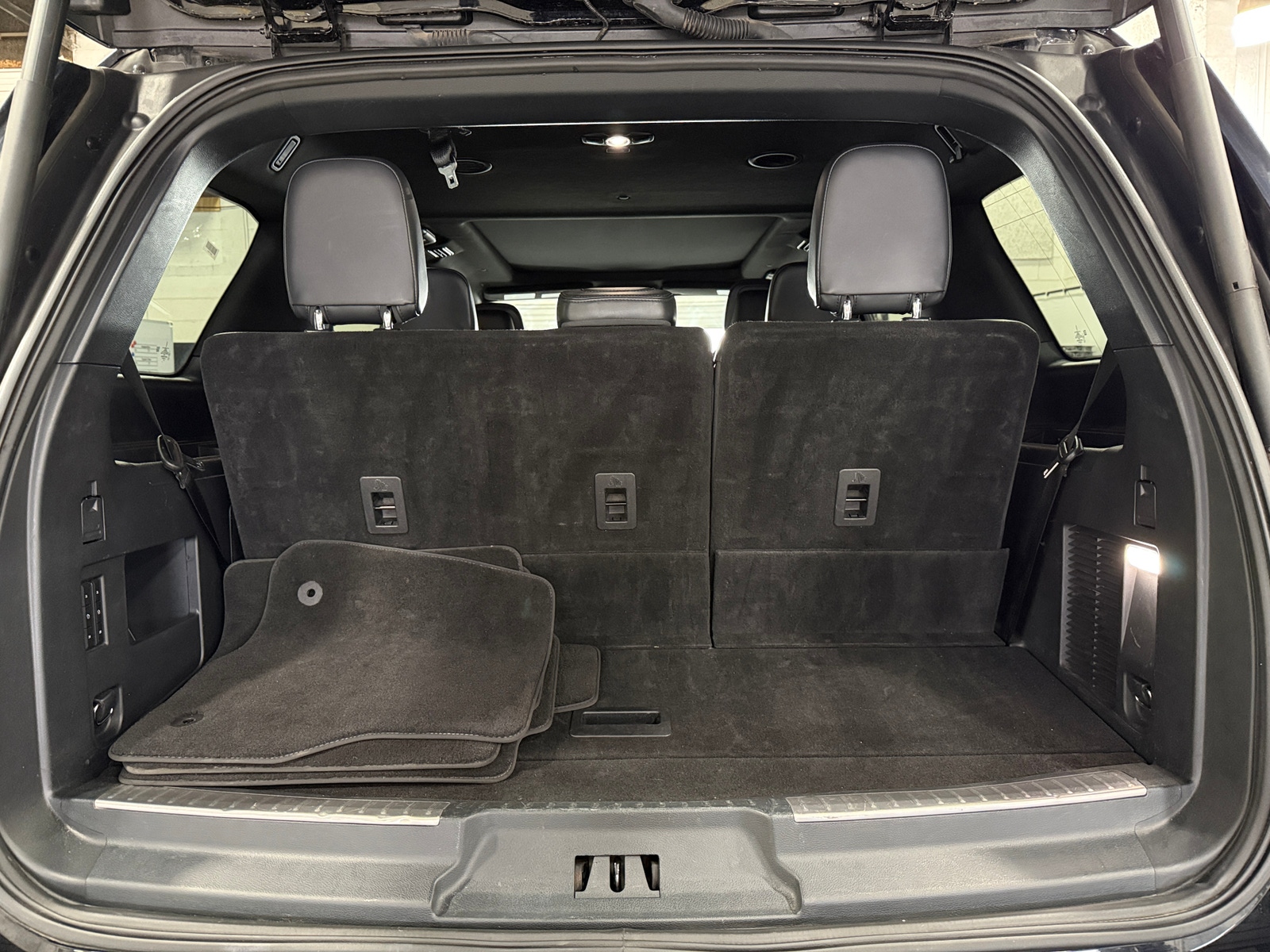 Thumbnail: 2024 Lincoln Navigator - 6