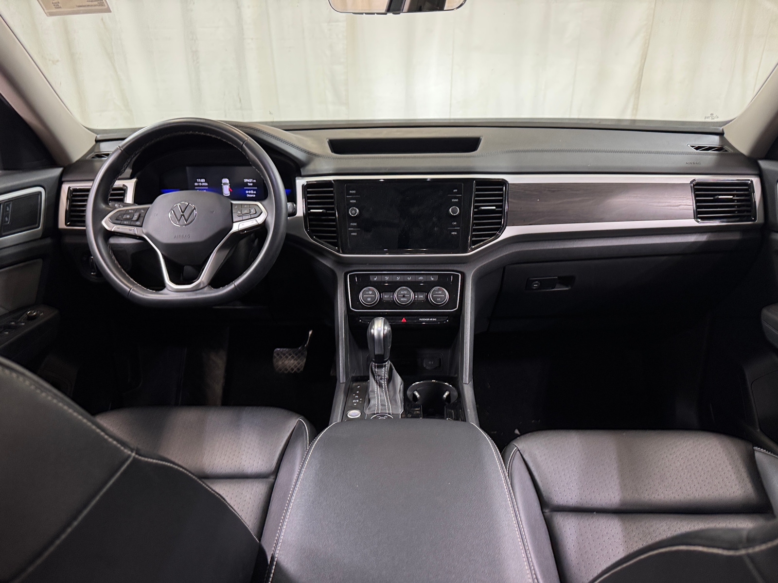 Thumbnail: 2022 Volkswagen Atlas - 2