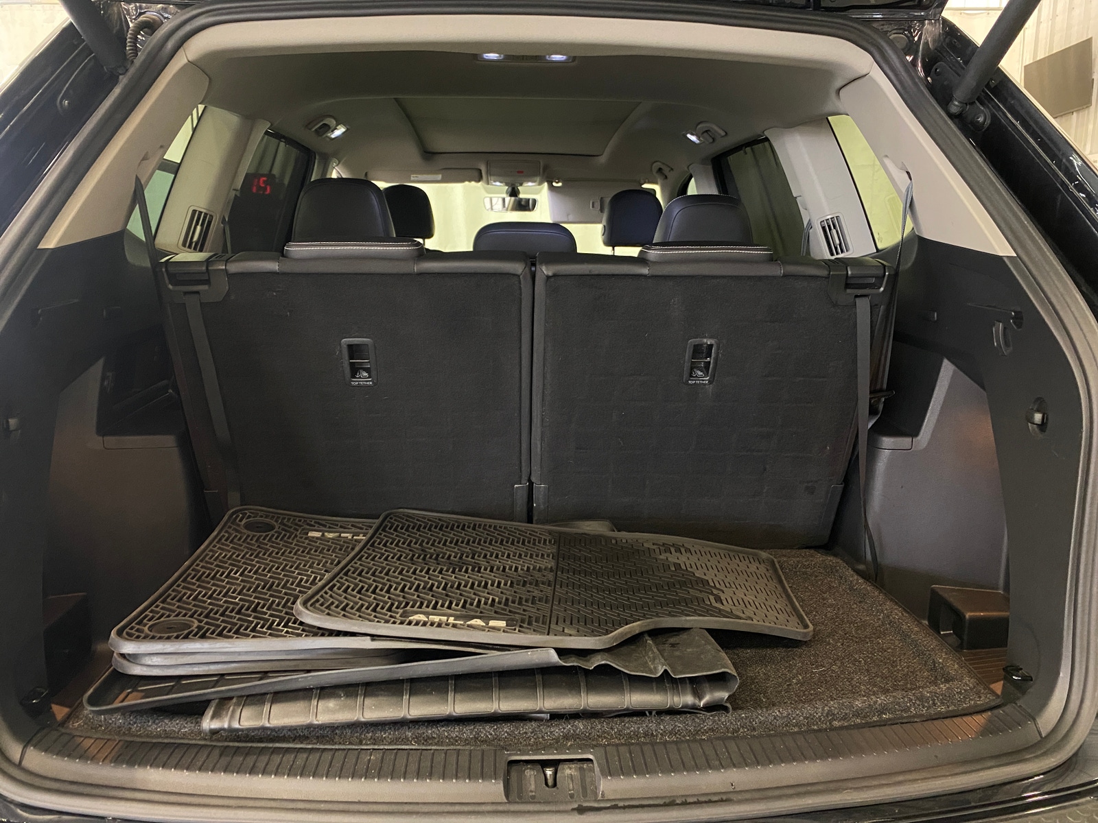 Thumbnail: 2022 Volkswagen Atlas - 6