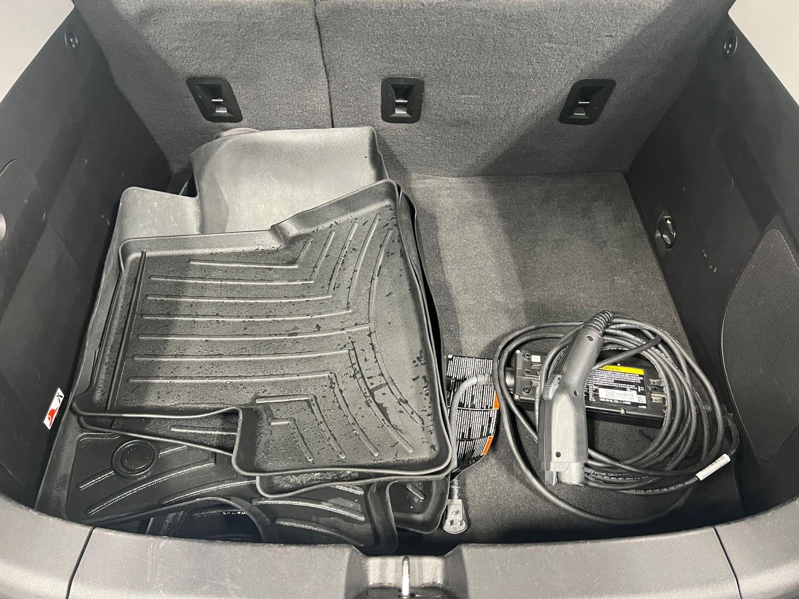 Thumbnail: 2017 Chevrolet Volt - 6