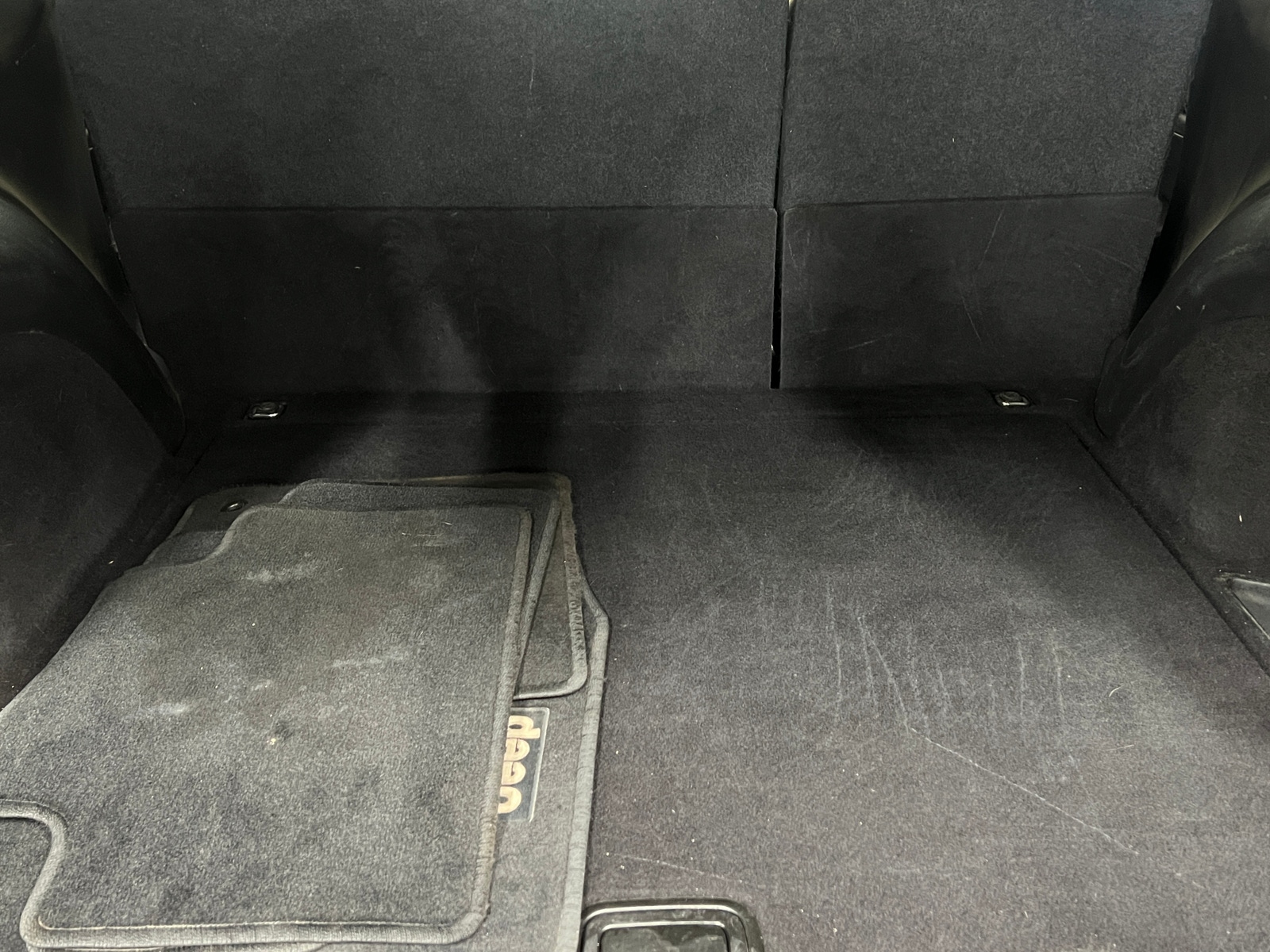 Thumbnail: 2013 Jeep Grand Cherokee - 7