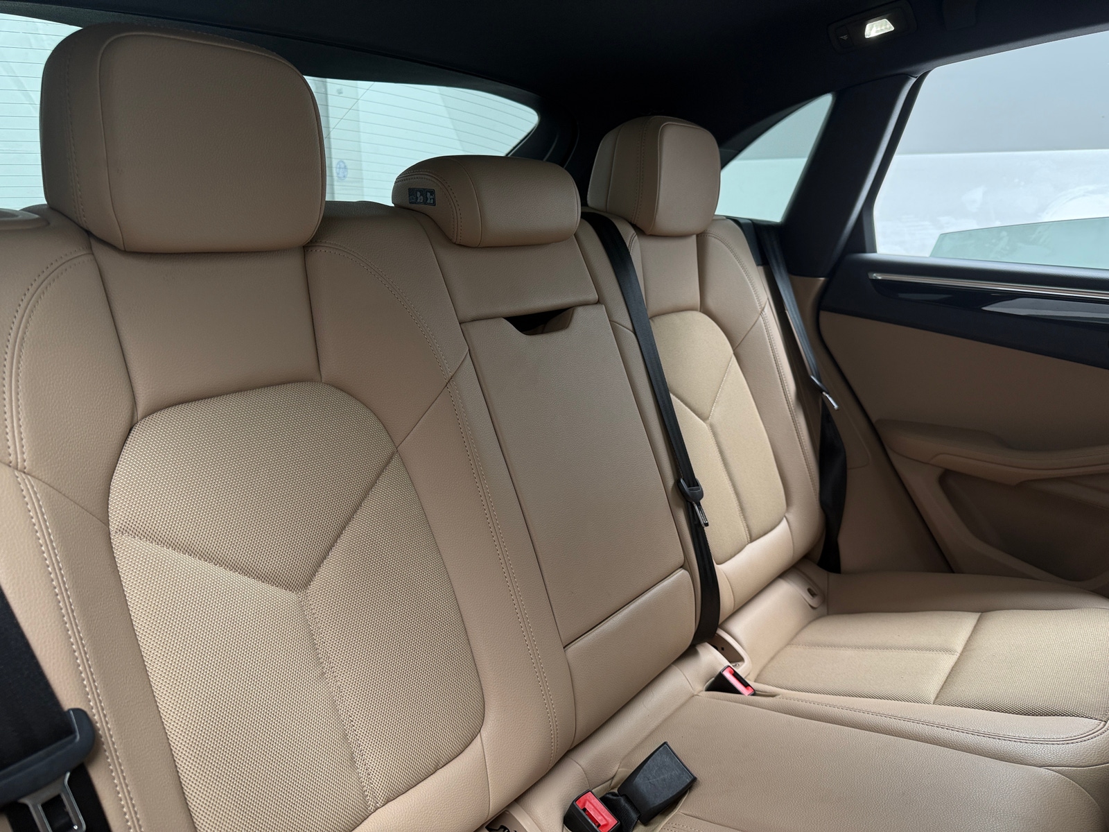 Thumbnail: 2022 Porsche Macan - 5