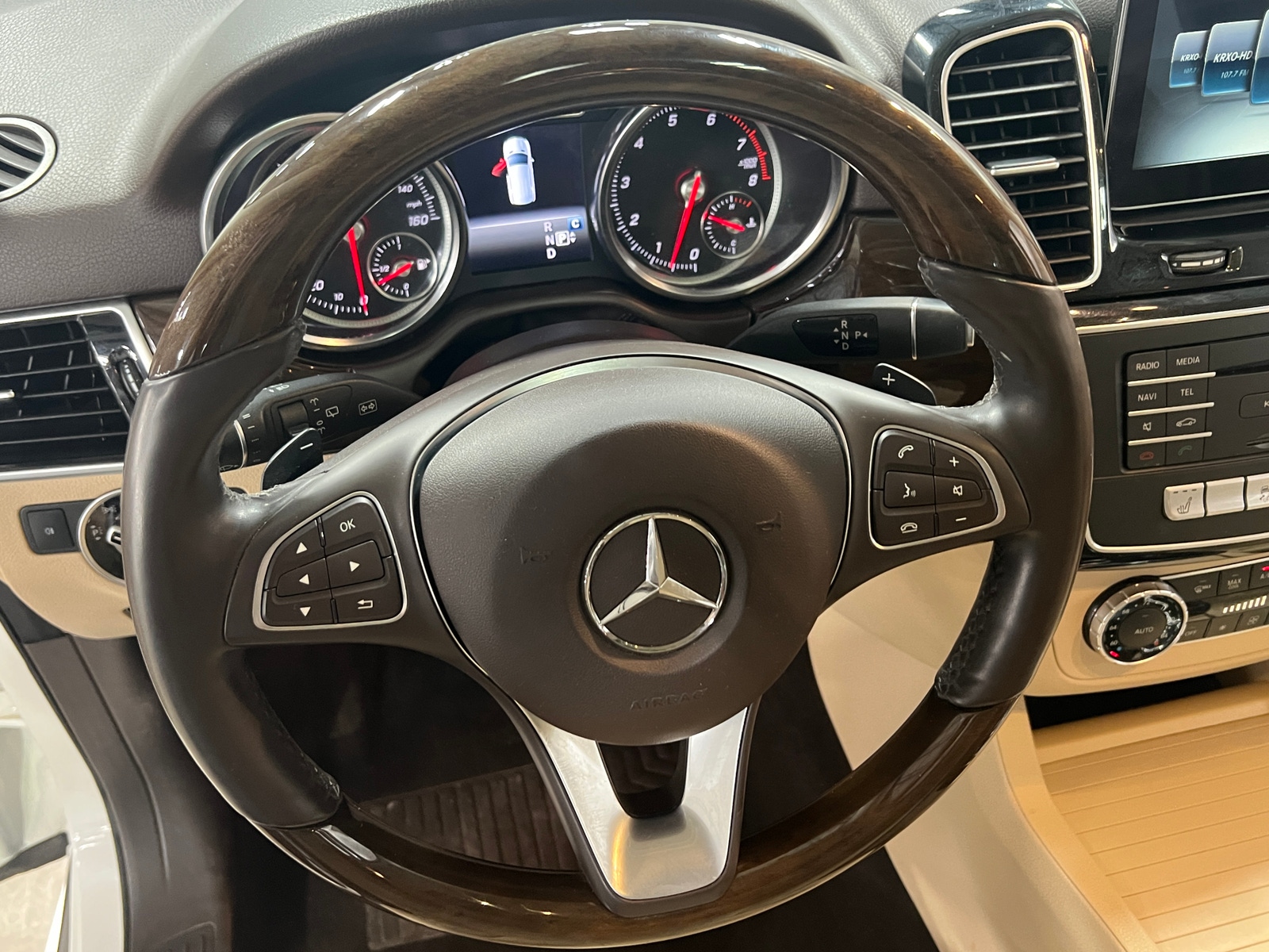 Thumbnail: 2018 Mercedes-Benz GLE - 4