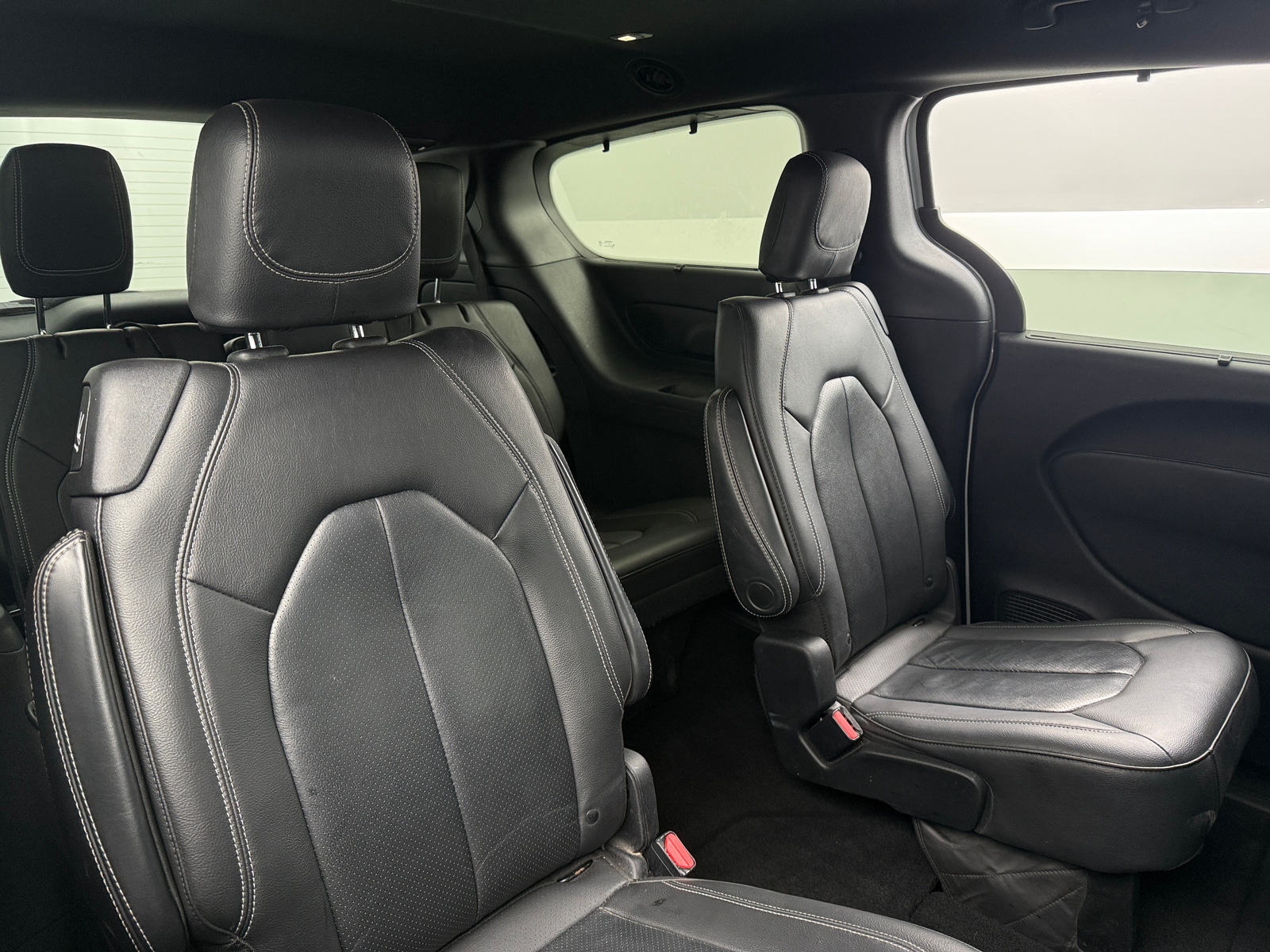 Thumbnail: 2020 Chrysler Pacifica - 5