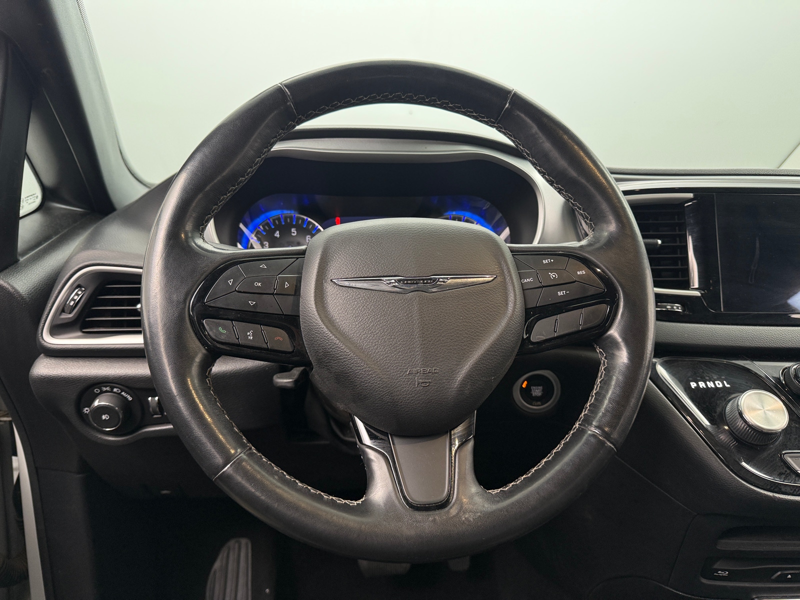 Thumbnail: 2020 Chrysler Pacifica - 4