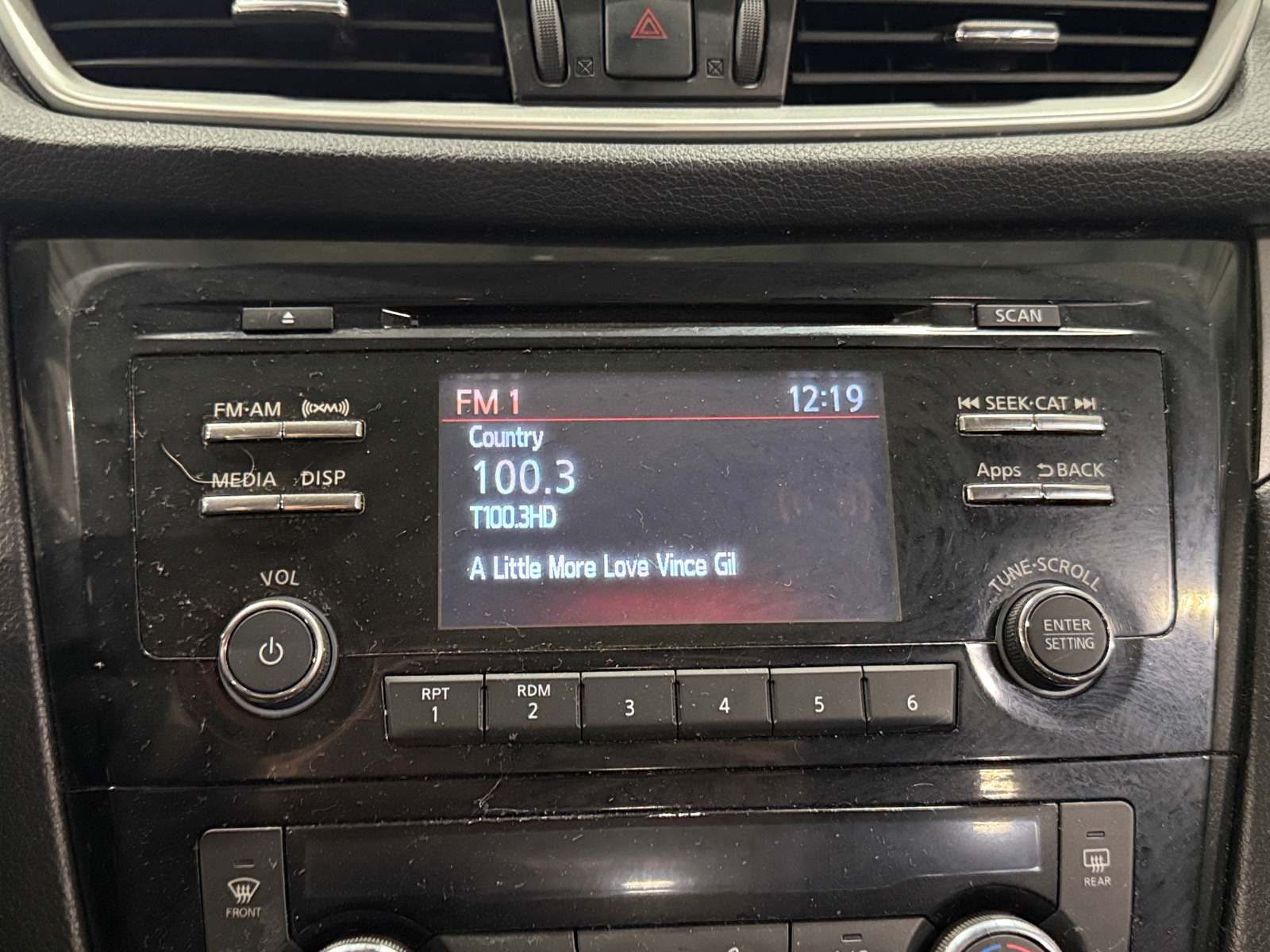 Thumbnail: 2016 Nissan Rogue - 4