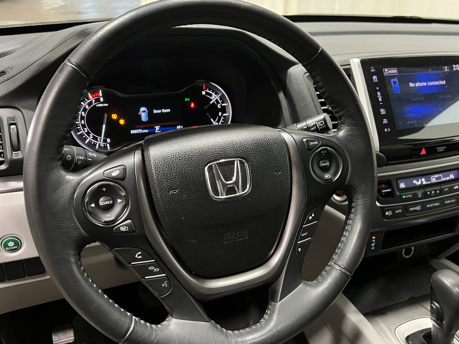 Thumbnail: 2017 Honda Pilot - 4