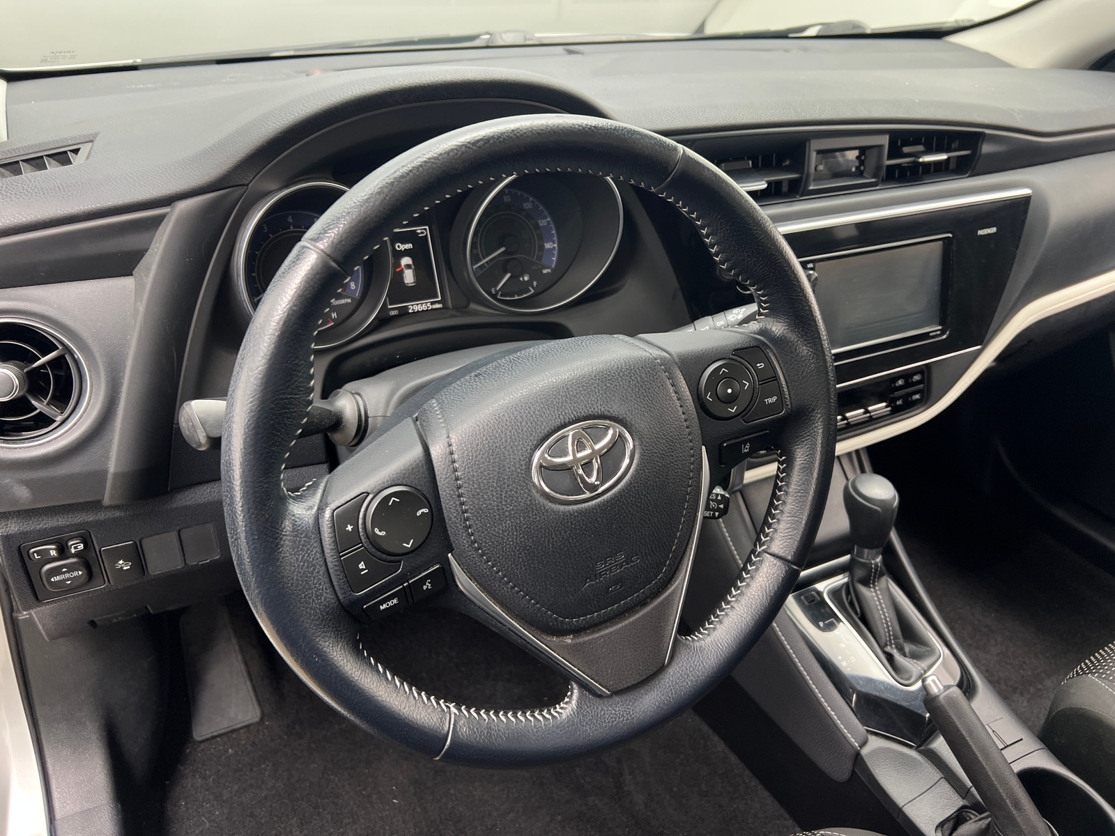 Thumbnail: 2018 Toyota Corolla iM - 5