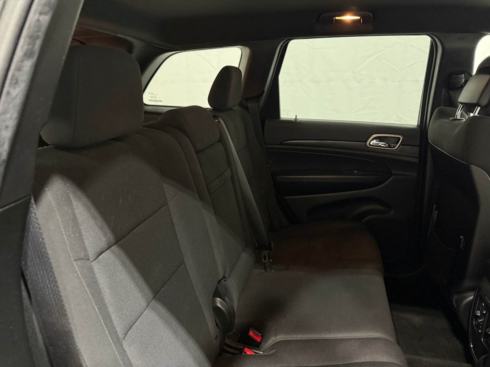 Thumbnail: 2015 Jeep Grand Cherokee - 6