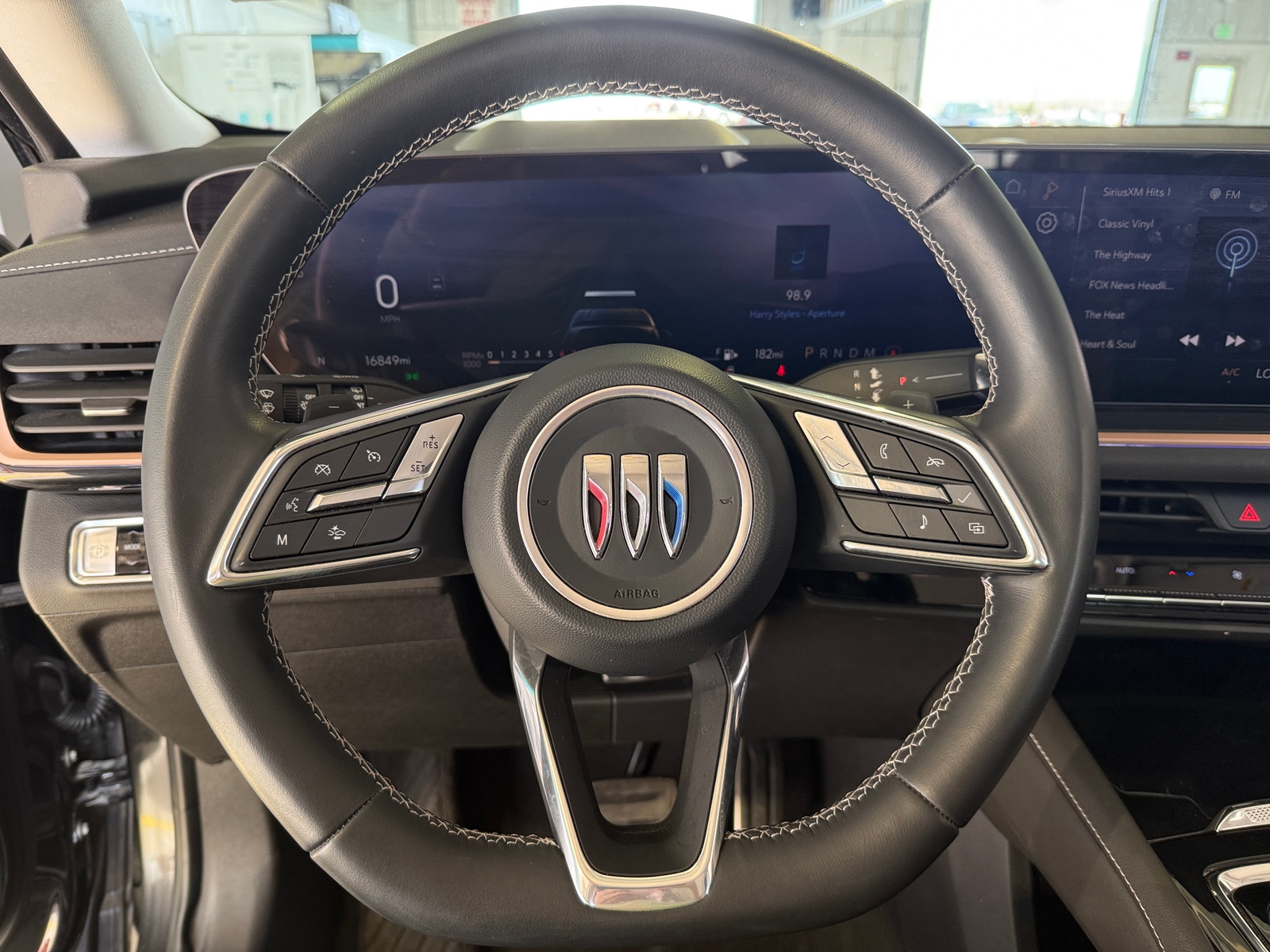 Thumbnail: 2025 Buick Envision - 4