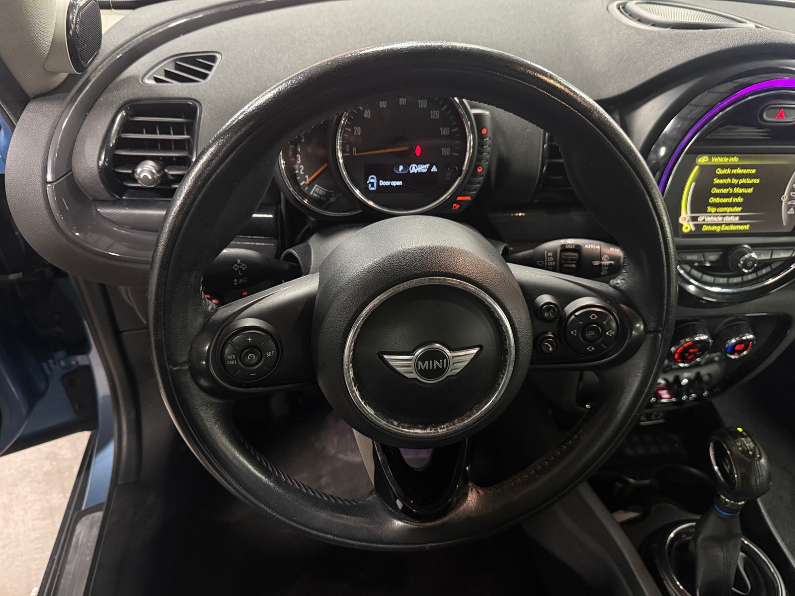 Thumbnail: 2017 MINI Cooper Clubman - 4