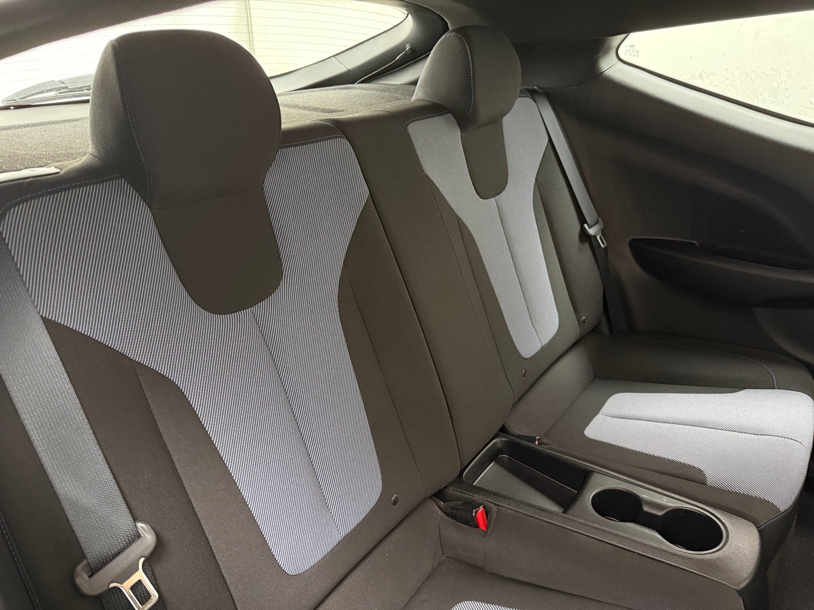 Thumbnail: 2020 Hyundai Veloster - 6